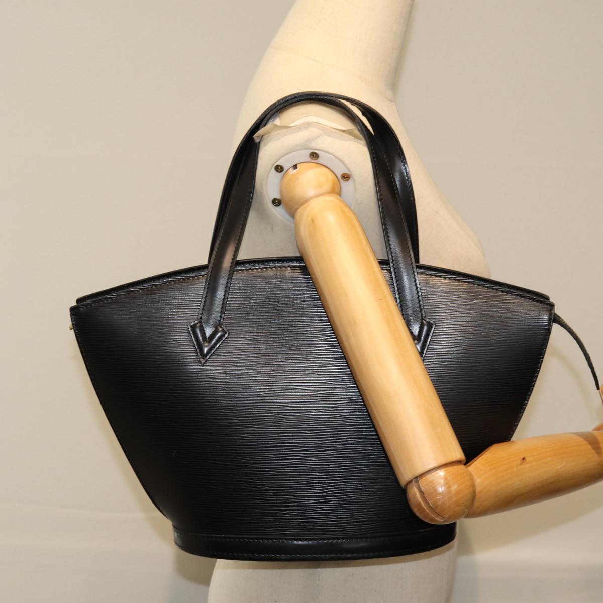 LOUIS VUITTON Epi Saint Jacques Hand Bag Black M52272 LV 76595