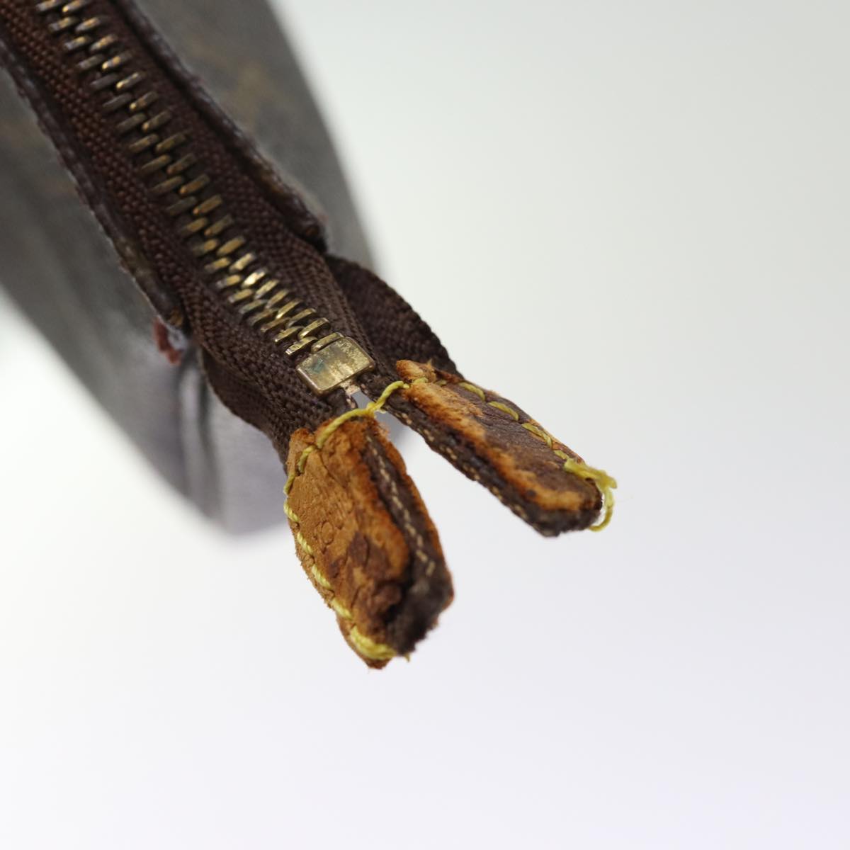 LOUIS VUITTON Monogram Pochette Accessoires Pouch M51980 LV 76604