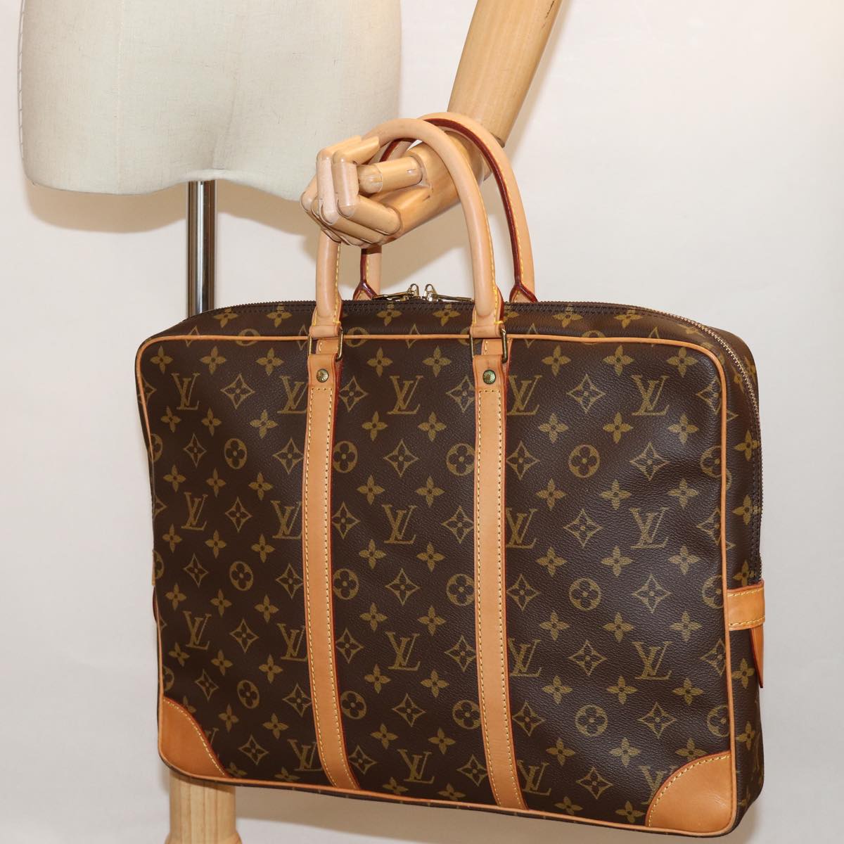 LOUIS VUITTON Monogram Porte Documents Voyage Business Bag M53361 LV 76619