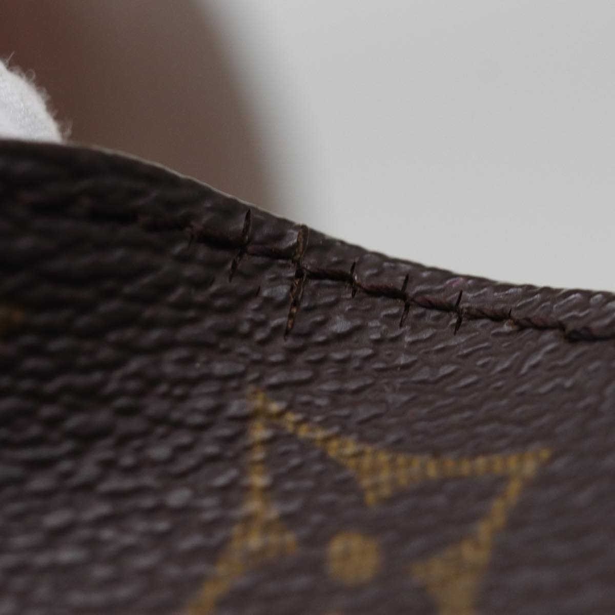 LOUIS VUITTON Monogram Saint Cloud GM Shoulder Bag M51242 LV 76644