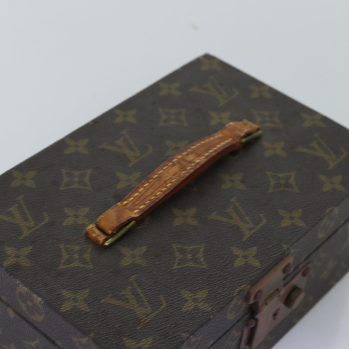 LOUIS VUITTON Monogram Boite A Tour Jewelry Box M47236 LV 76661