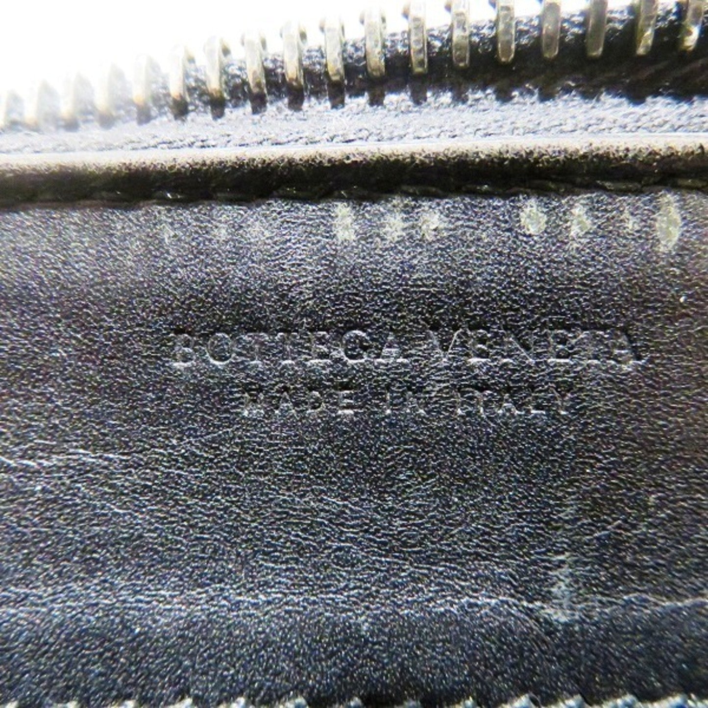 Luxury Bottega Veneta  Leather Long Wallet (Bi-Fold) ()