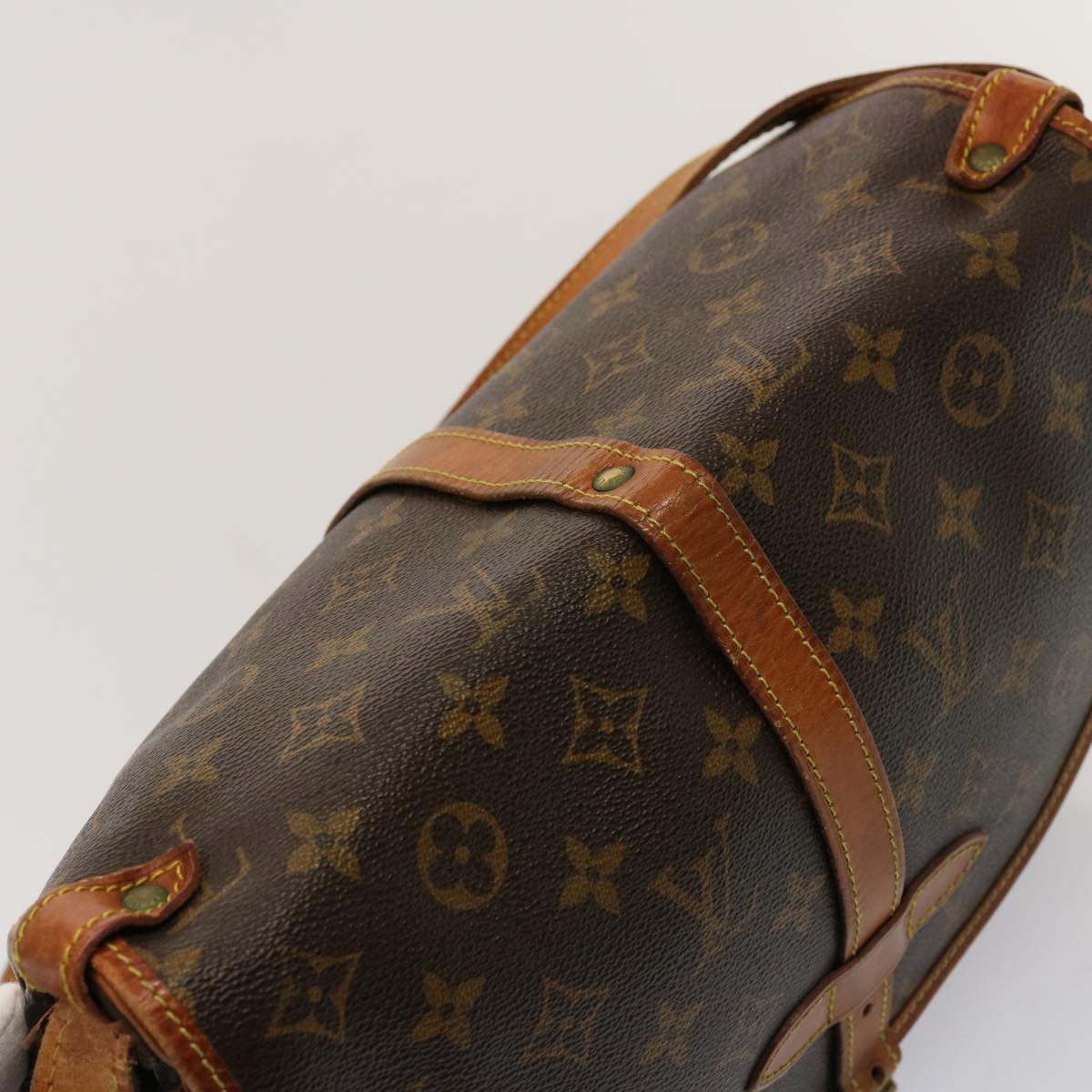 LOUIS VUITTON Monogram Saumur 30 Shoulder Bag M42256 LV 76686