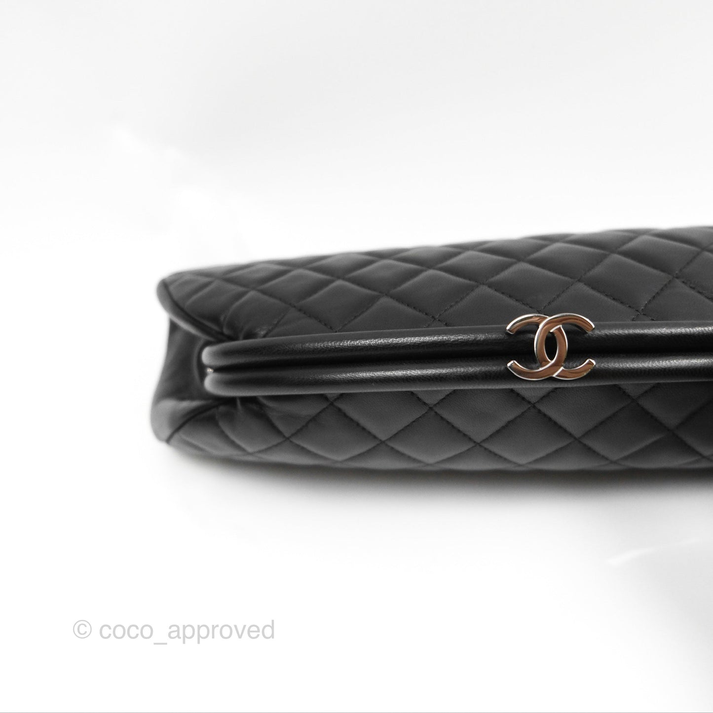 Chanel Quilted Timeless Kisslock Clutch Black Lambskin Silver Hardware