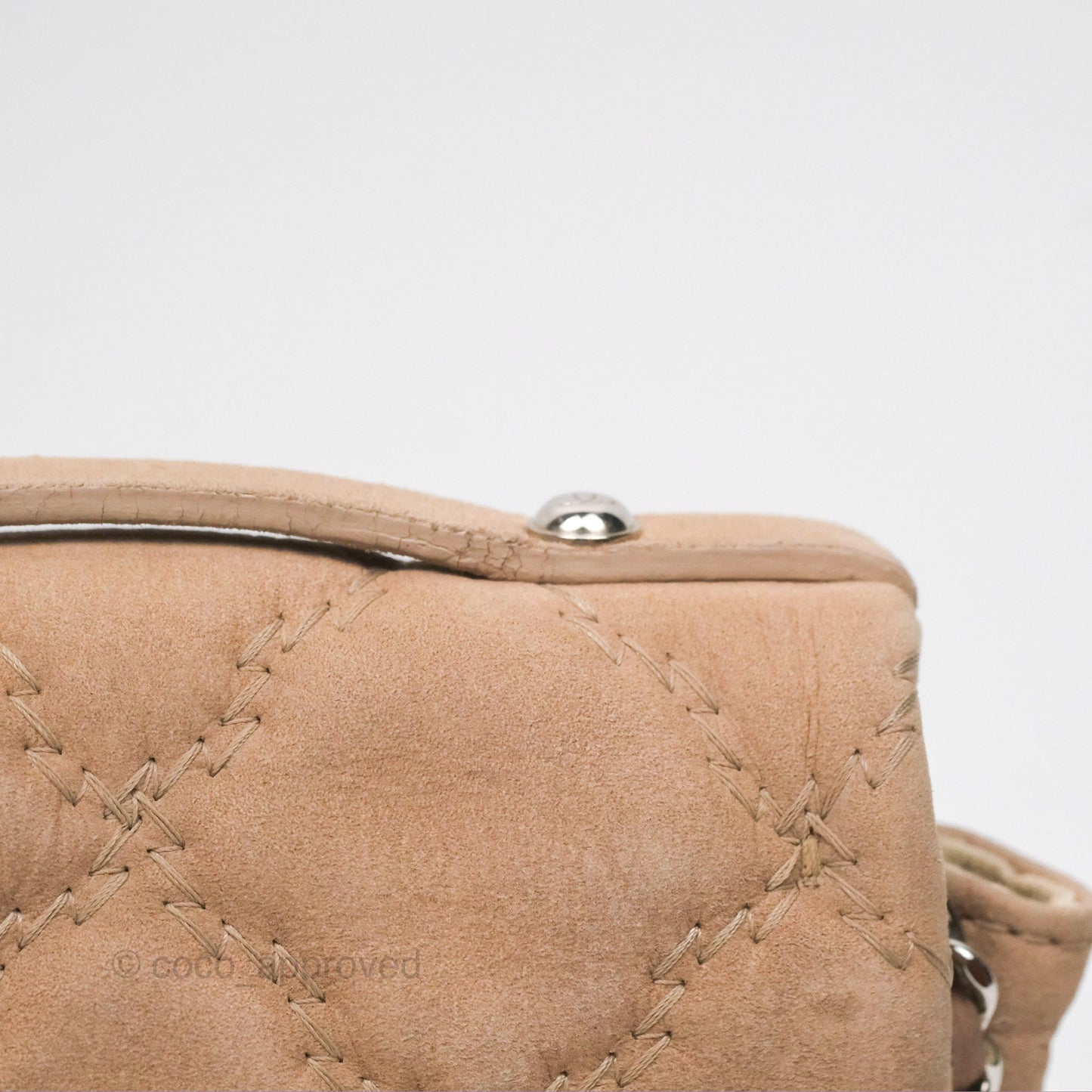 Chanel Double Stitch Hamptons Clutch With Chain Beige Washed Calfskin