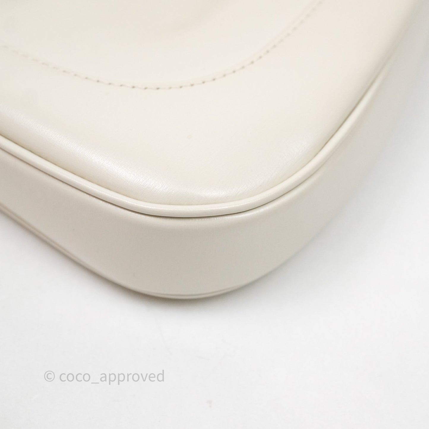 Gucci Jackie 1961 White Small Shoulder Bag Gold Hardware