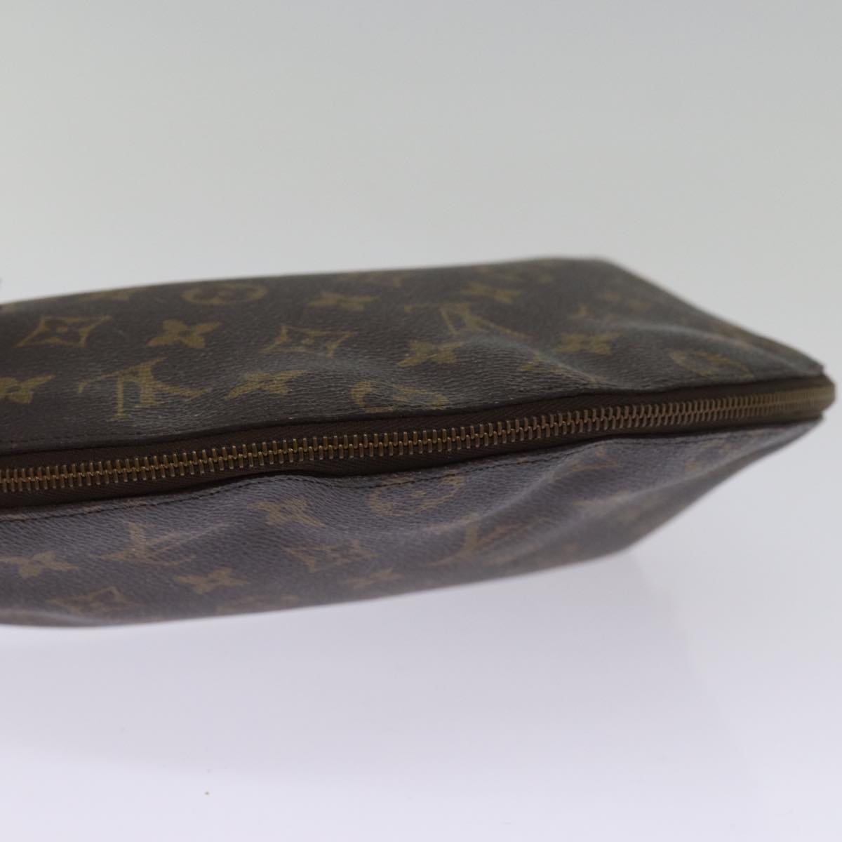 LOUIS VUITTON Monogram Trousse Demi Ronde Cosmetic Pouch M47520 LV 76931