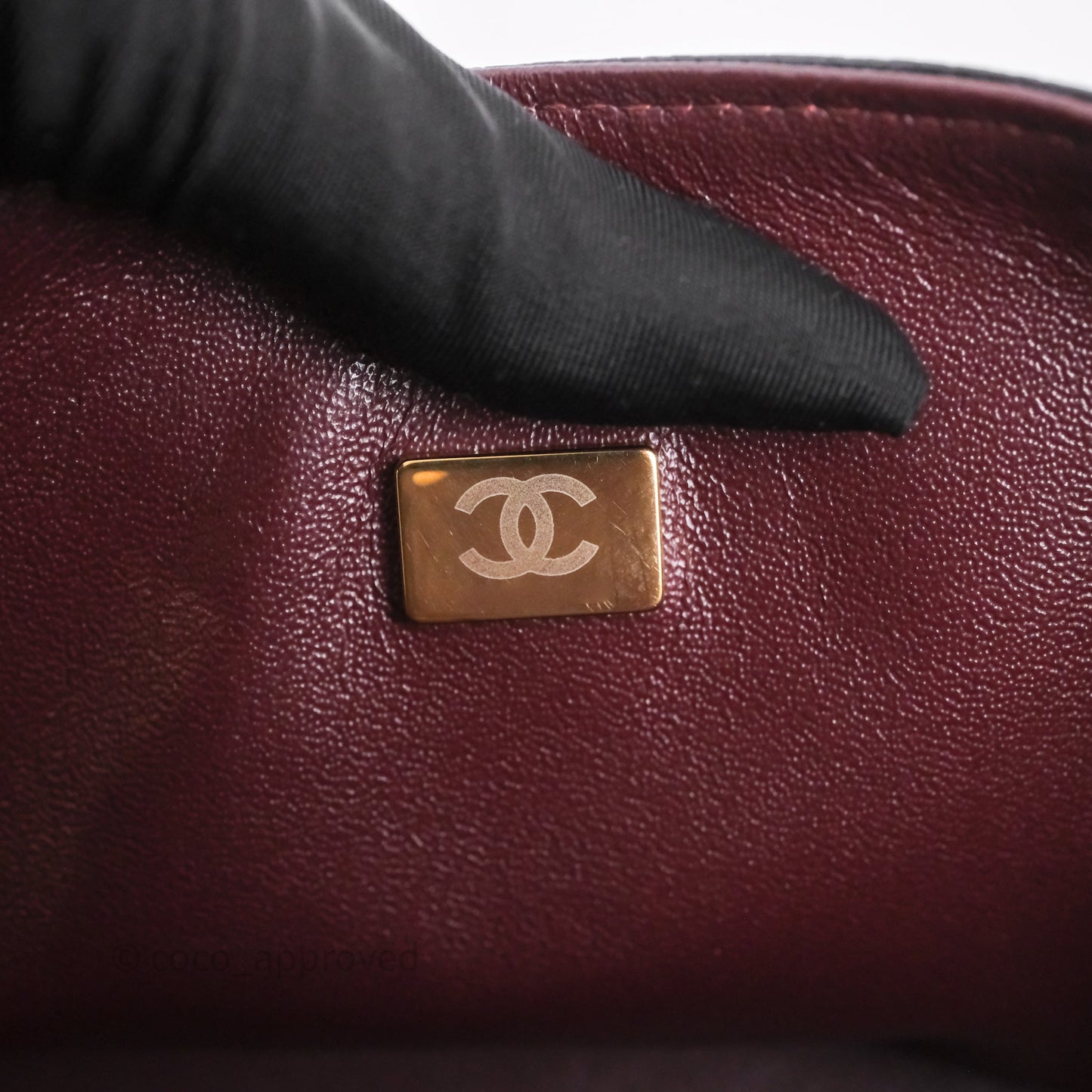 Chanel Classic M/L Medium Flap Quilted Black Caviar Gold Hardware