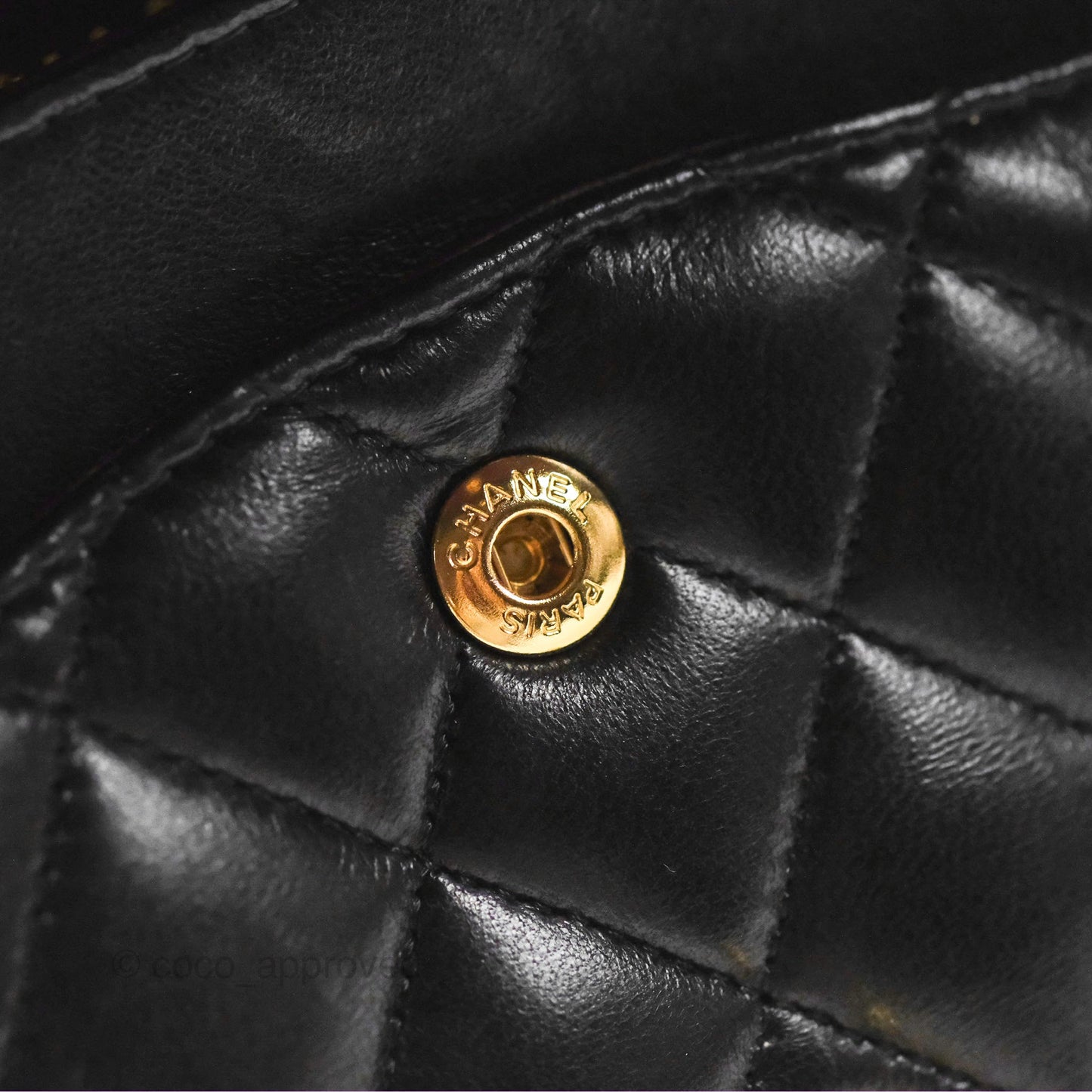 Chanel Classic M/L Medium Flap Quilted Black Lambskin Gold Hardware