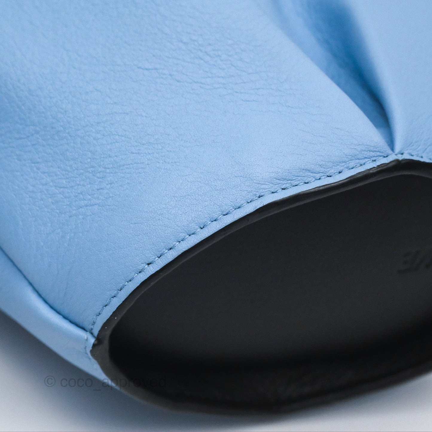 Loewe Elephant Bag In Classic Calfskin Blue