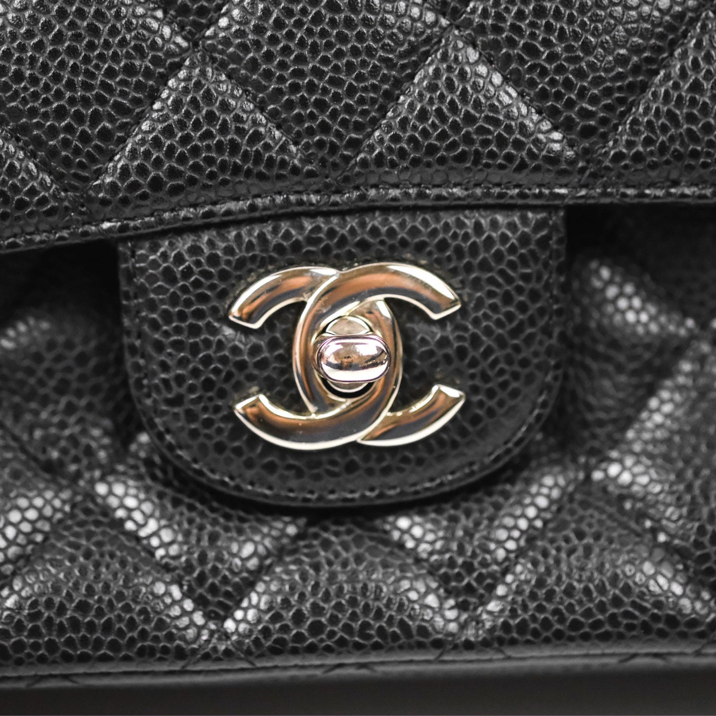Chanel Classic M/L Medium Flap Quilted Black Caviar Silver Hardware