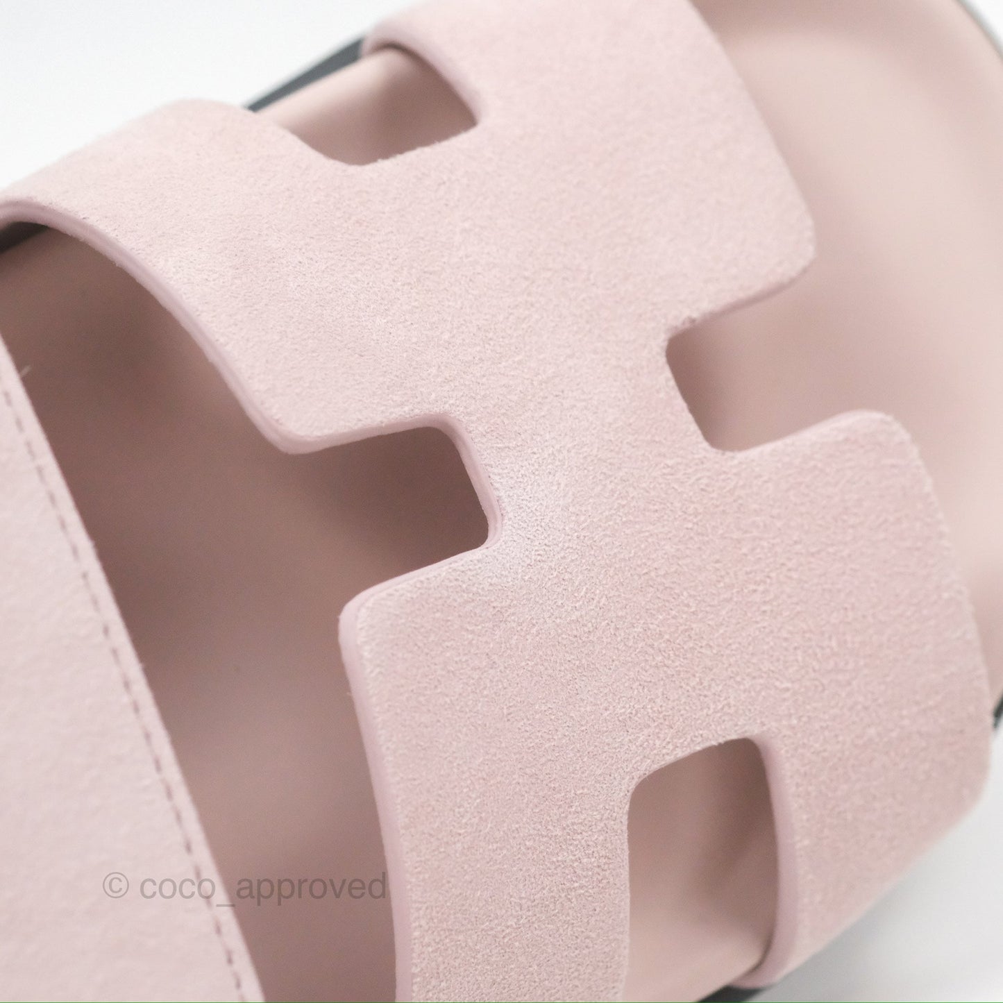 Hermès Chypre Sandals in Rose Porcelaine Size 37