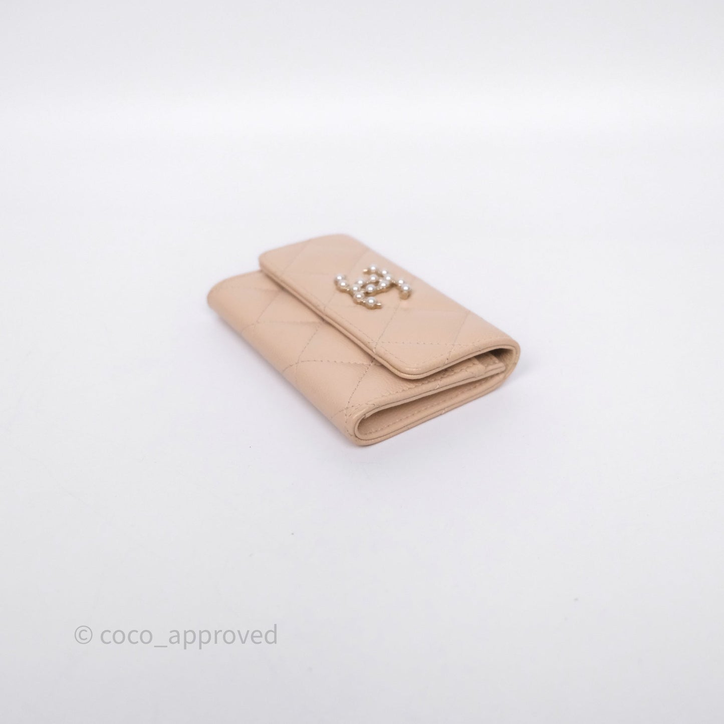 Chanel Pearl CC Flap Card Holder Beige Caviar Gold Hardware
