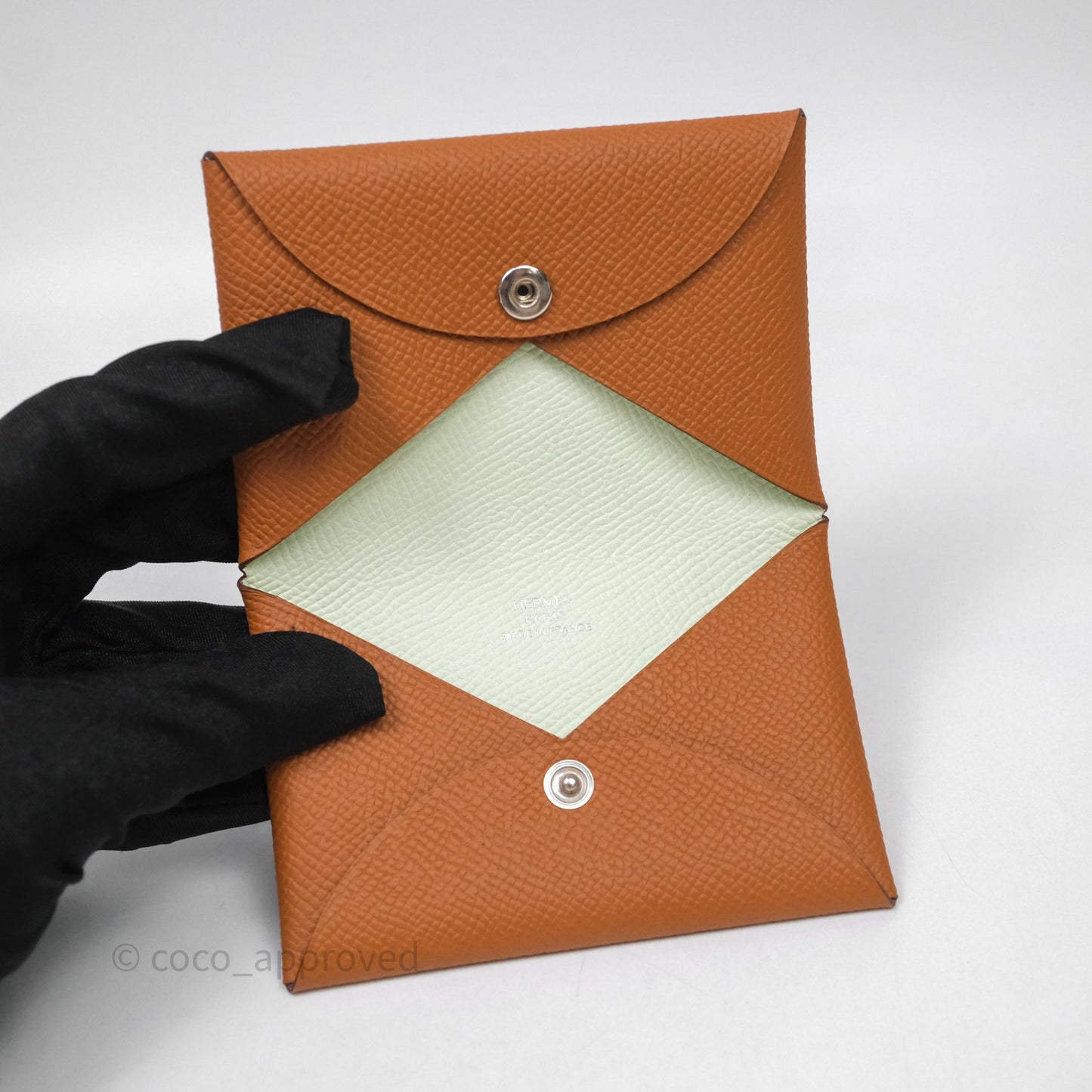Hermès Calvi Card Holder Gold Epsom