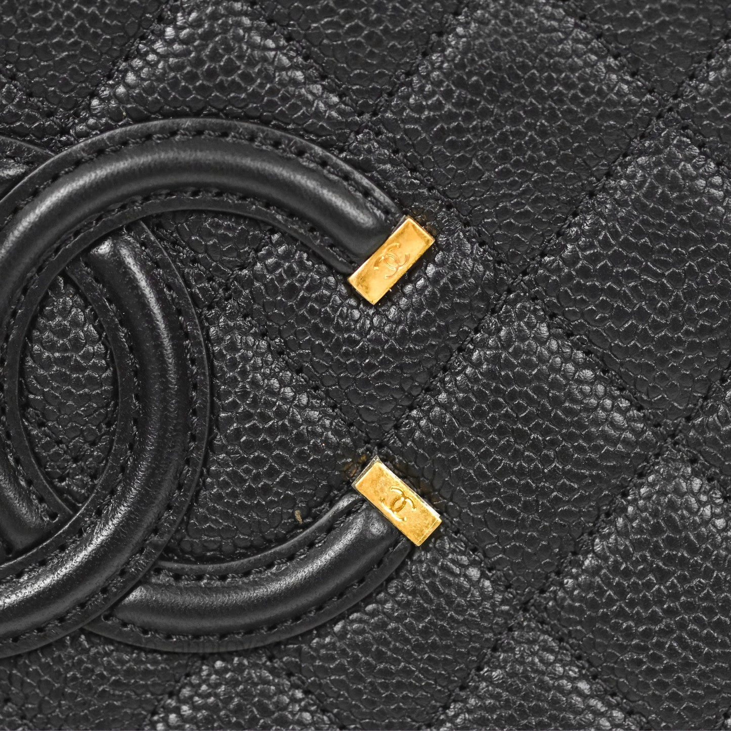 Chanel Quilted Medium CC Filigree Vanity Case Black Caviar Gold Hardware
