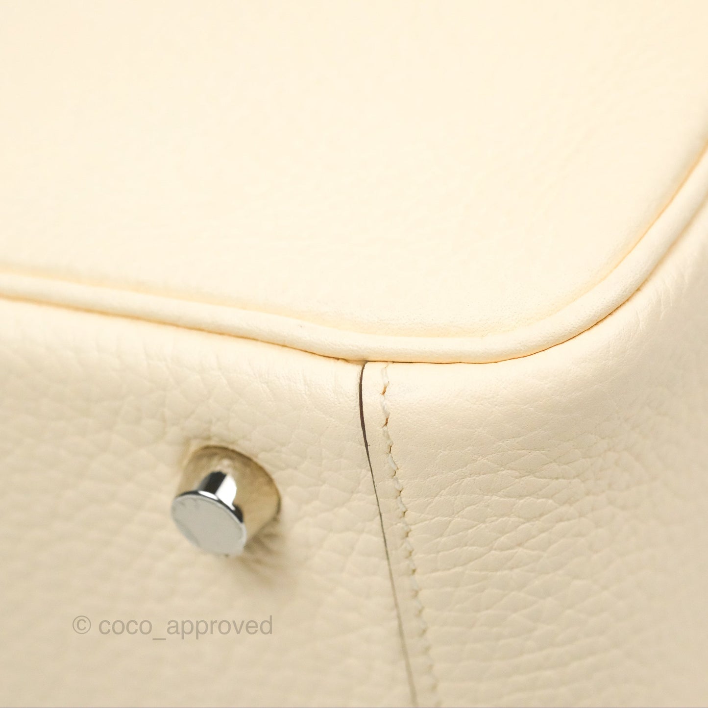 Hermès Lindy 26 Nata Taurillon Clemence Silver Hardware