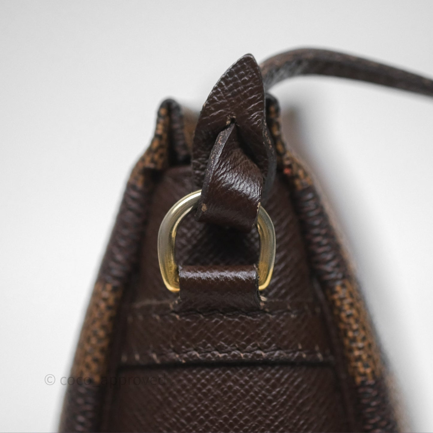 Louis Vuitton Trousse Make Up Pochette Damier Ebene