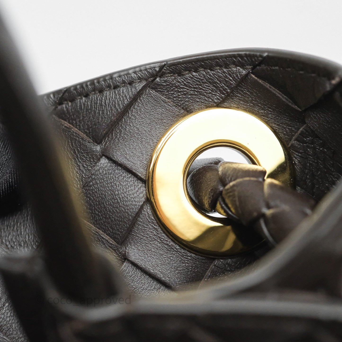 Bottega Veneta Medium Andiamo Bag Fondant Brown Intrecciato Lambskin