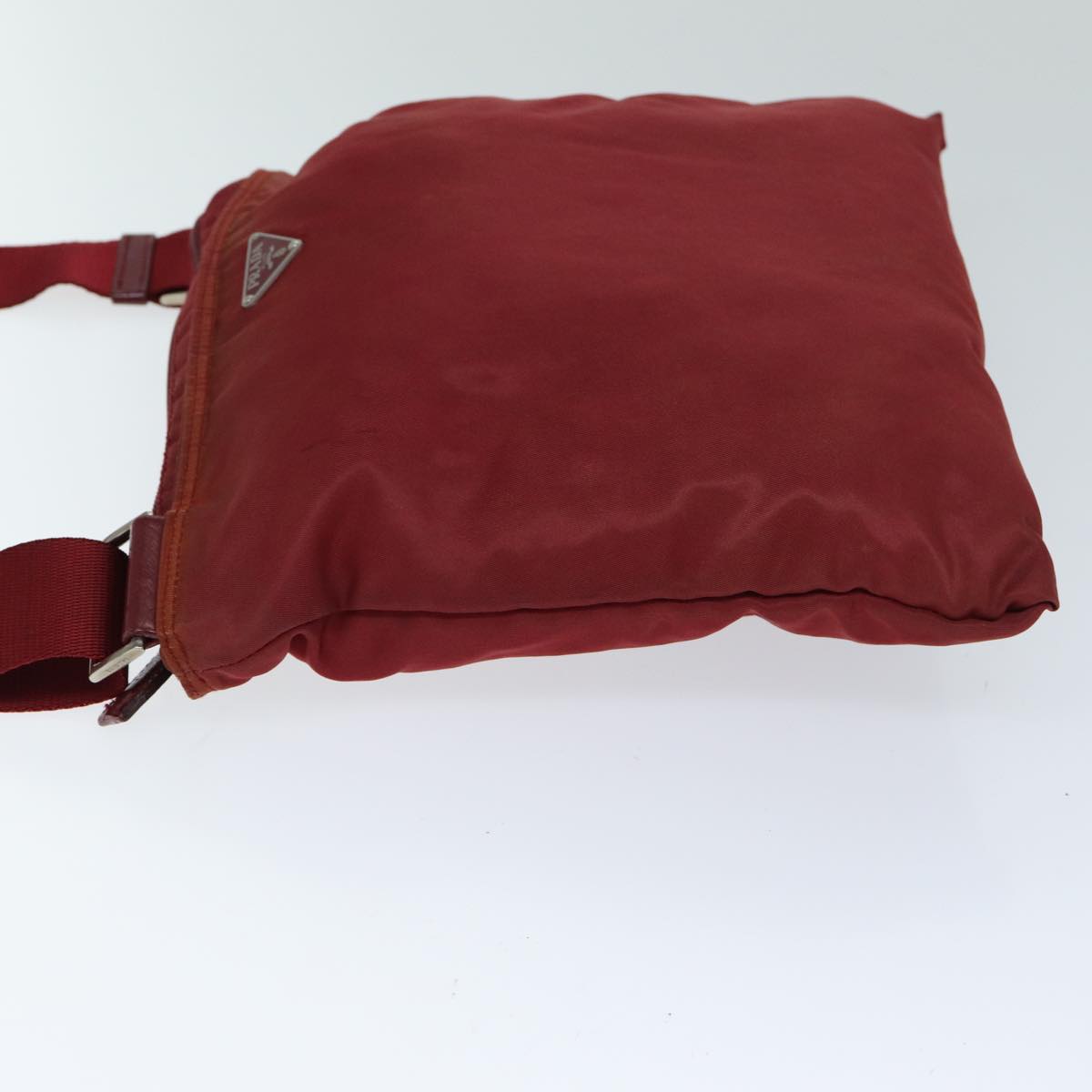Luxury PradaShoulder Bag Nylon Red 77080