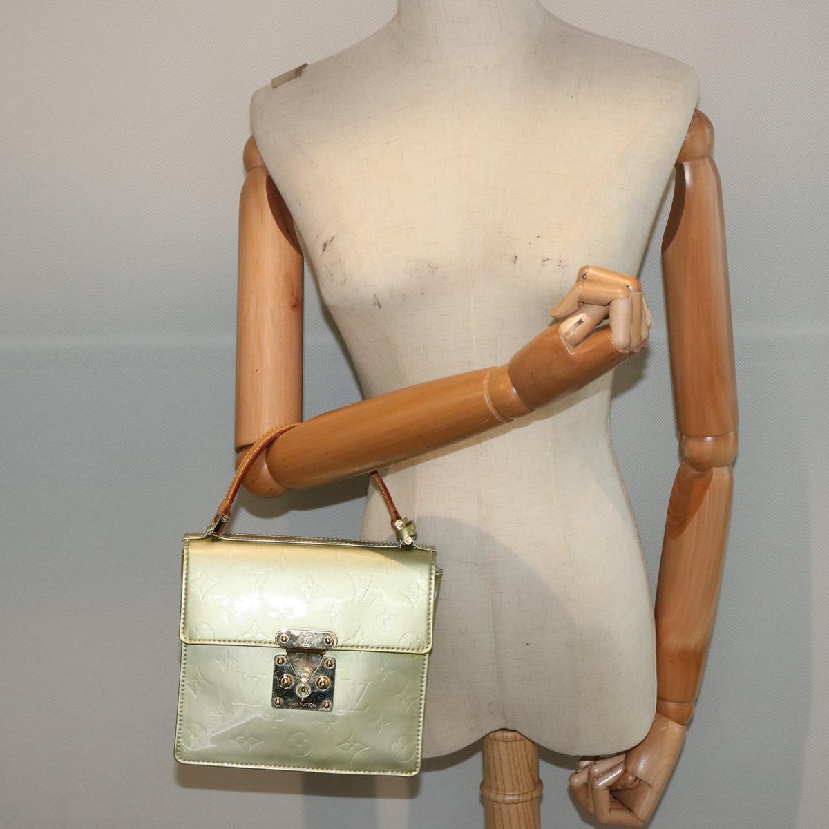 LOUIS VUITTON Monogram Vernis Spring Street Hand Bag Gris M91029 LV 77147