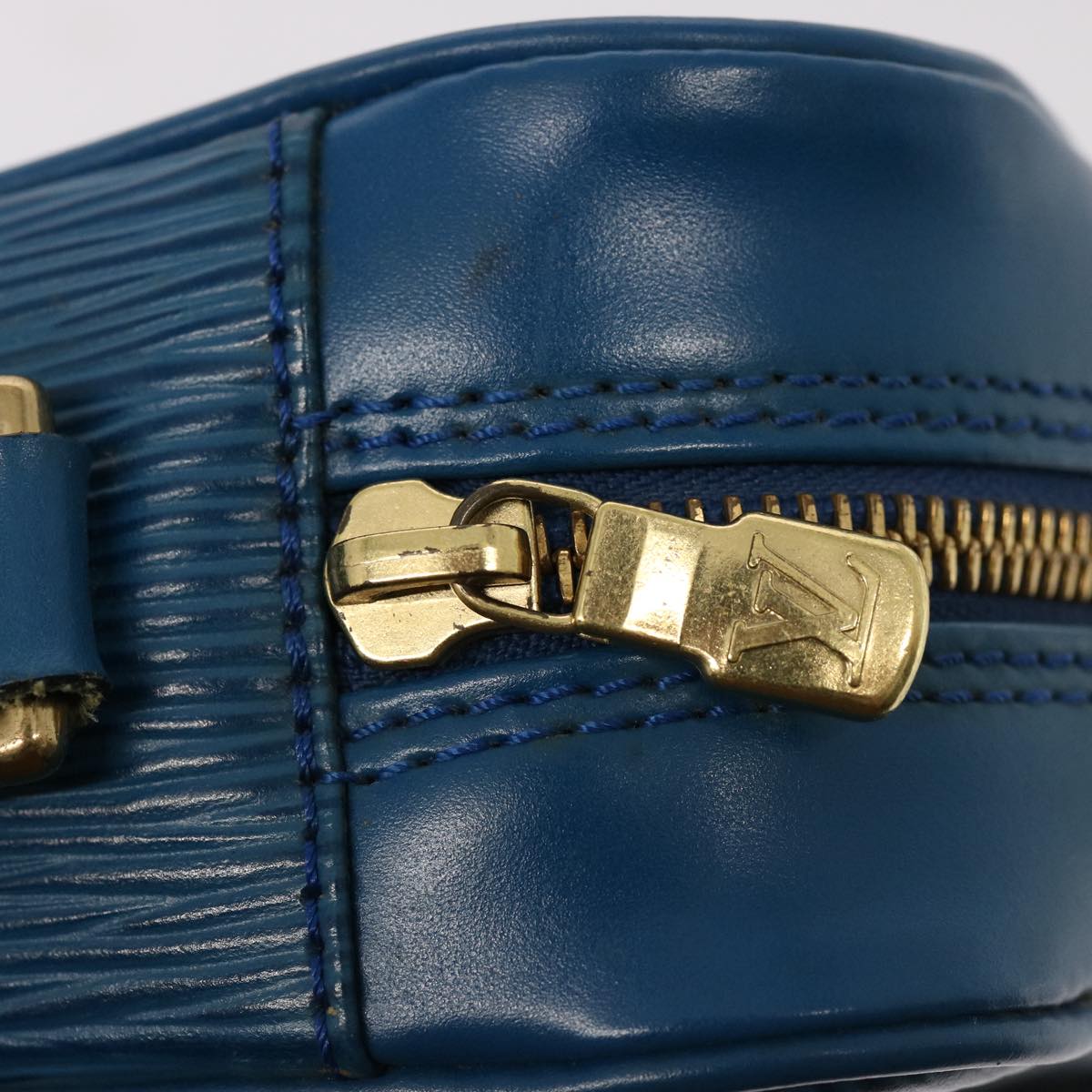 LOUIS VUITTON Epi Trocadero 23 Shoulder Bag Blue M52305 LV 77150