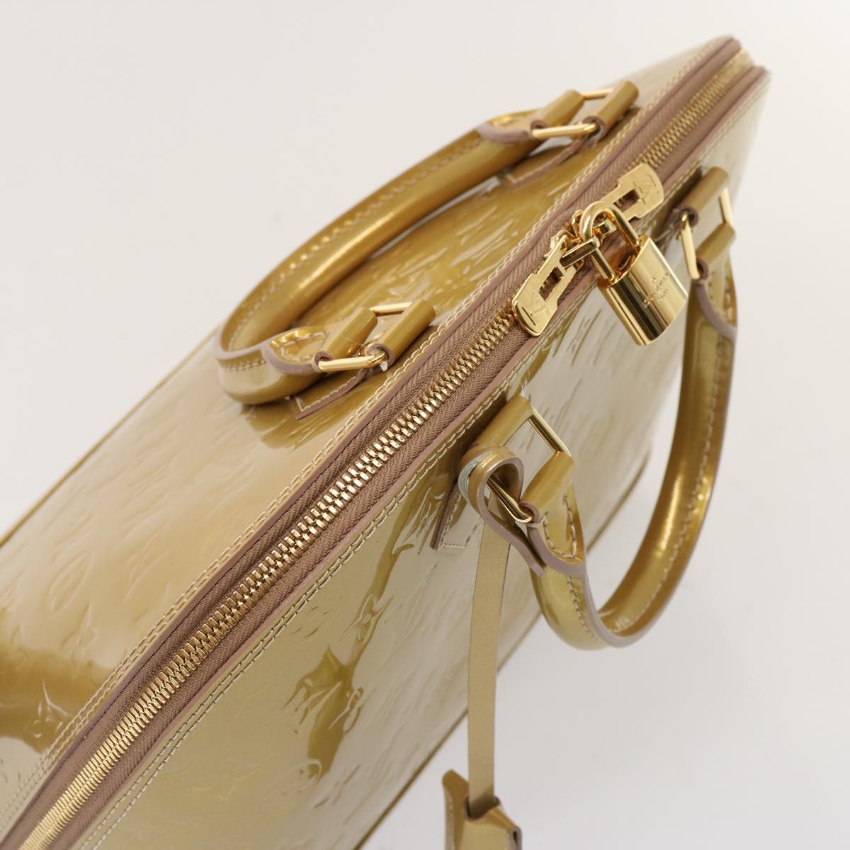 LOUIS VUITTON Monogram Vernis Alma PM Hand Bag Beige Poodle M91751 LV 77194