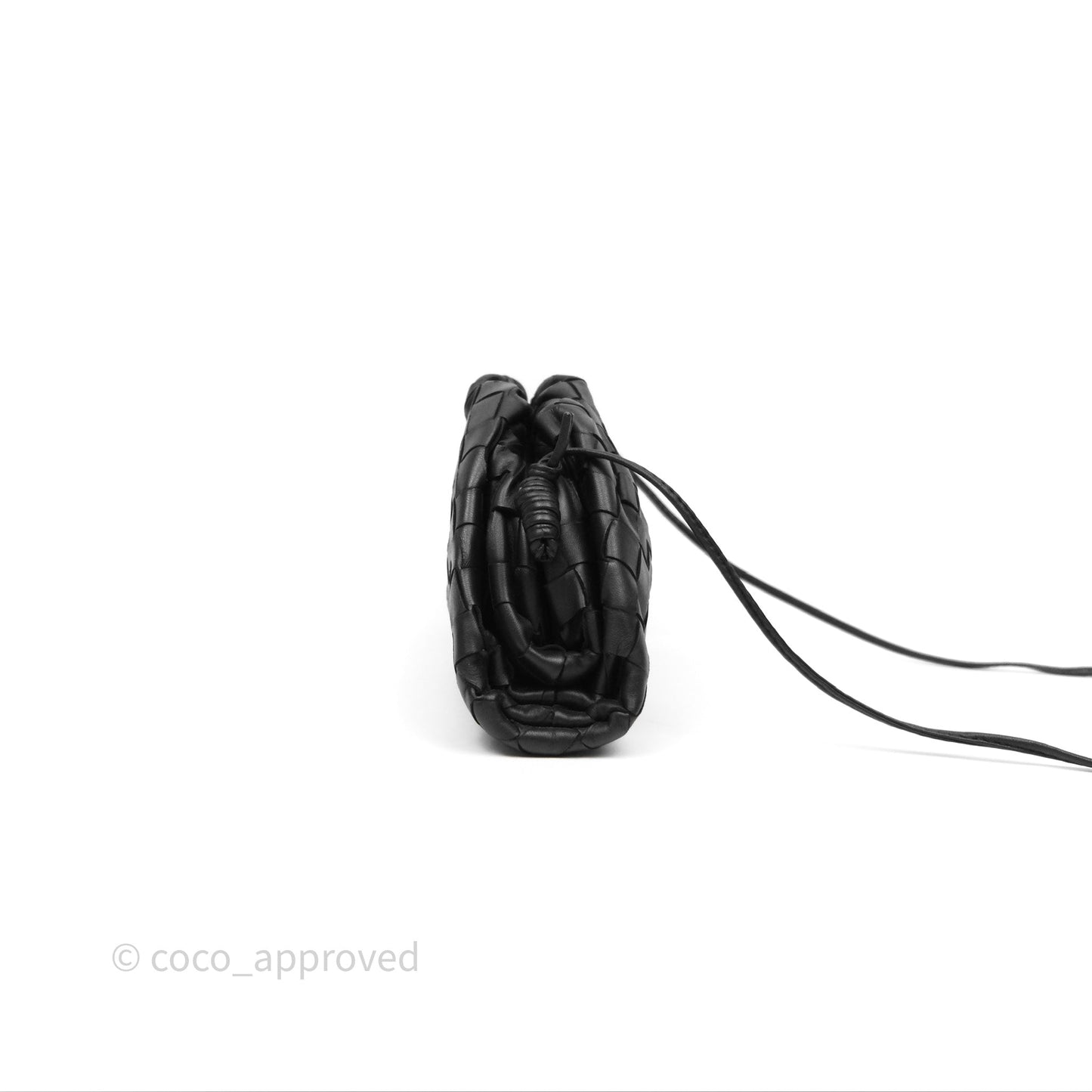 Bottega Veneta Mini Pouch Black Intrecciato Calfskin