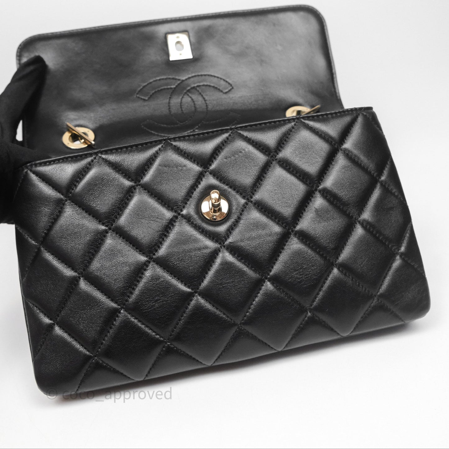 Chanel Medium Trendy CC Flap Bag Lambskin Black Aged Hardware