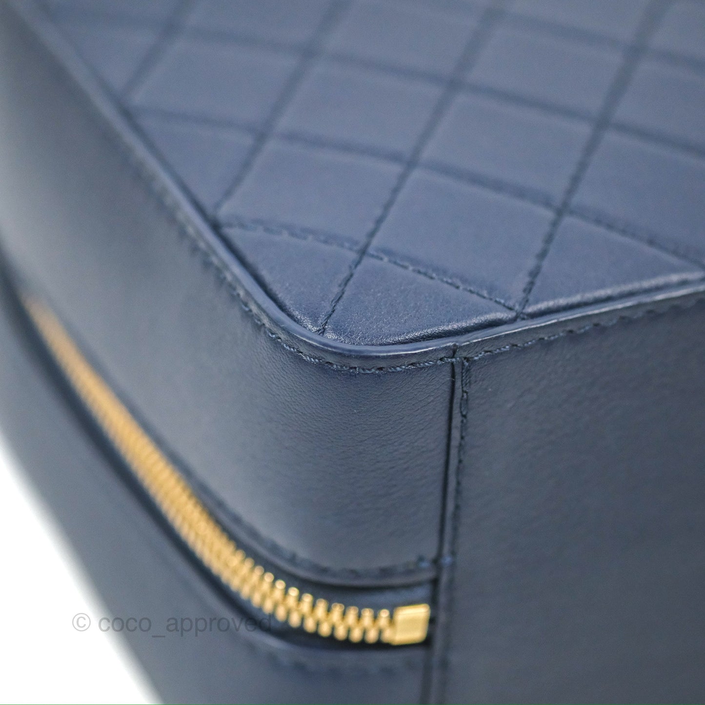Chanel Quilted Travel Kit Vanity Case Navy Calfskin Gold Hardware