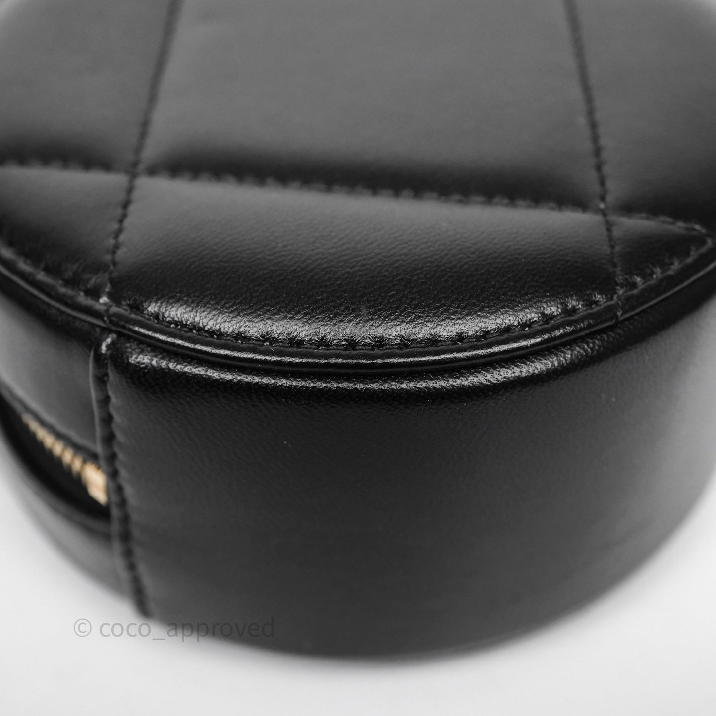 Chanel 19 Round Clutch With Chain Black Mixed Hardware