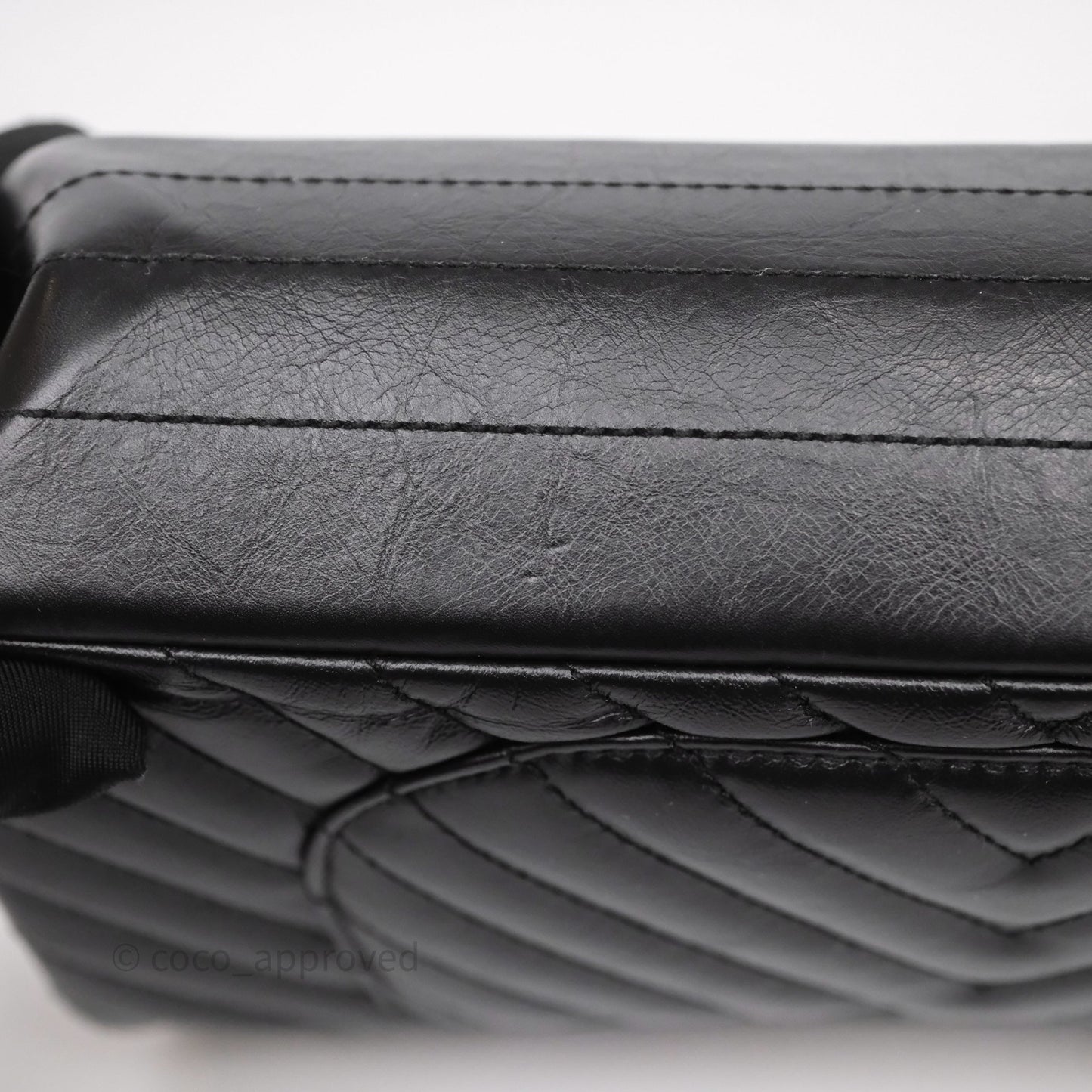 Chanel Reissue 225 Chevron Aged Calfskin So Black