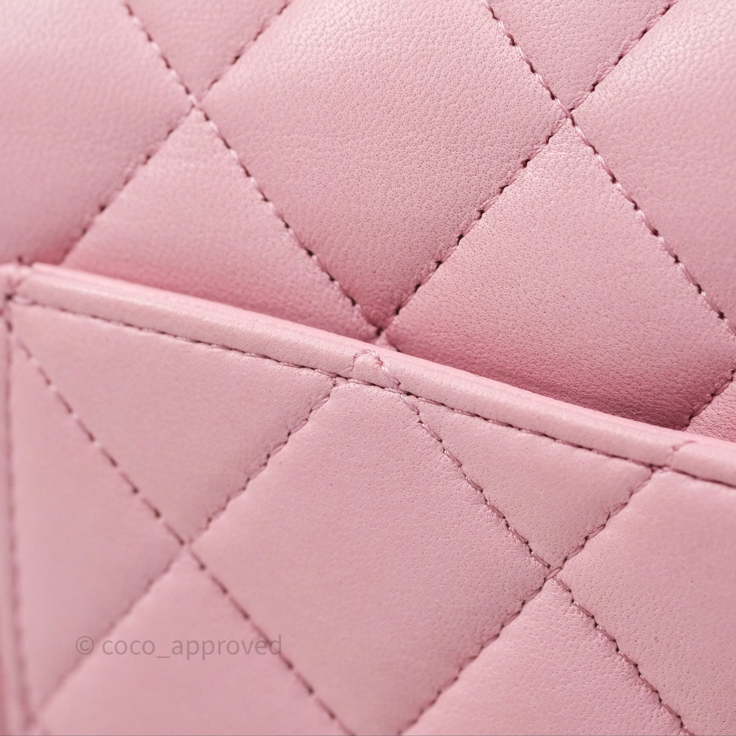 Chanel Classic M/L Medium Flap Quilted Pink Lambskin Gold Hardware