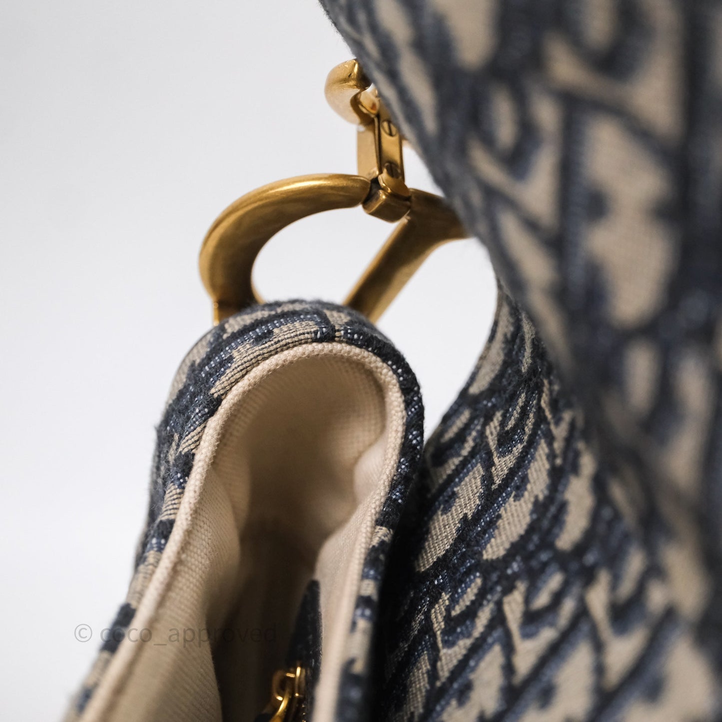 Christian Dior Saddle Bag Navy Dior Oblique Embroidery Gold Hardware