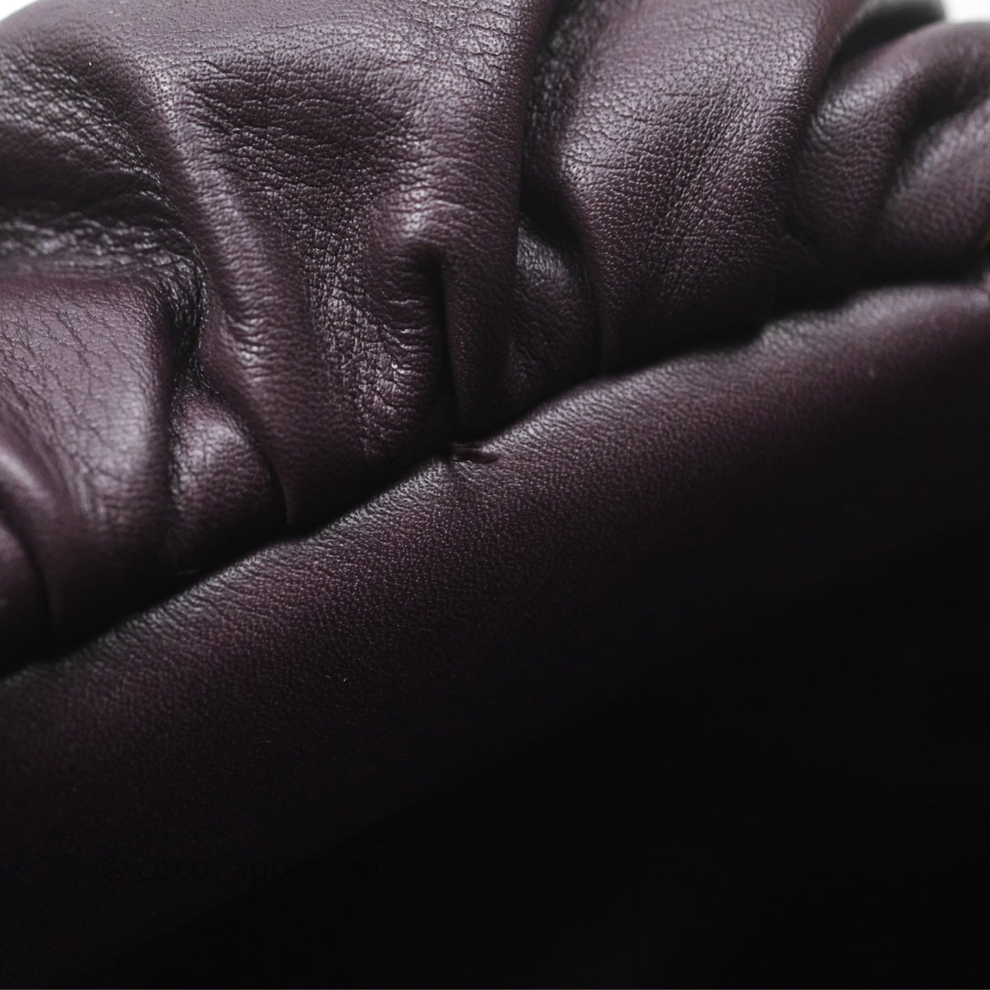 Bottega Veneta Chain Pouch Brown Calfskin Gold Hardware