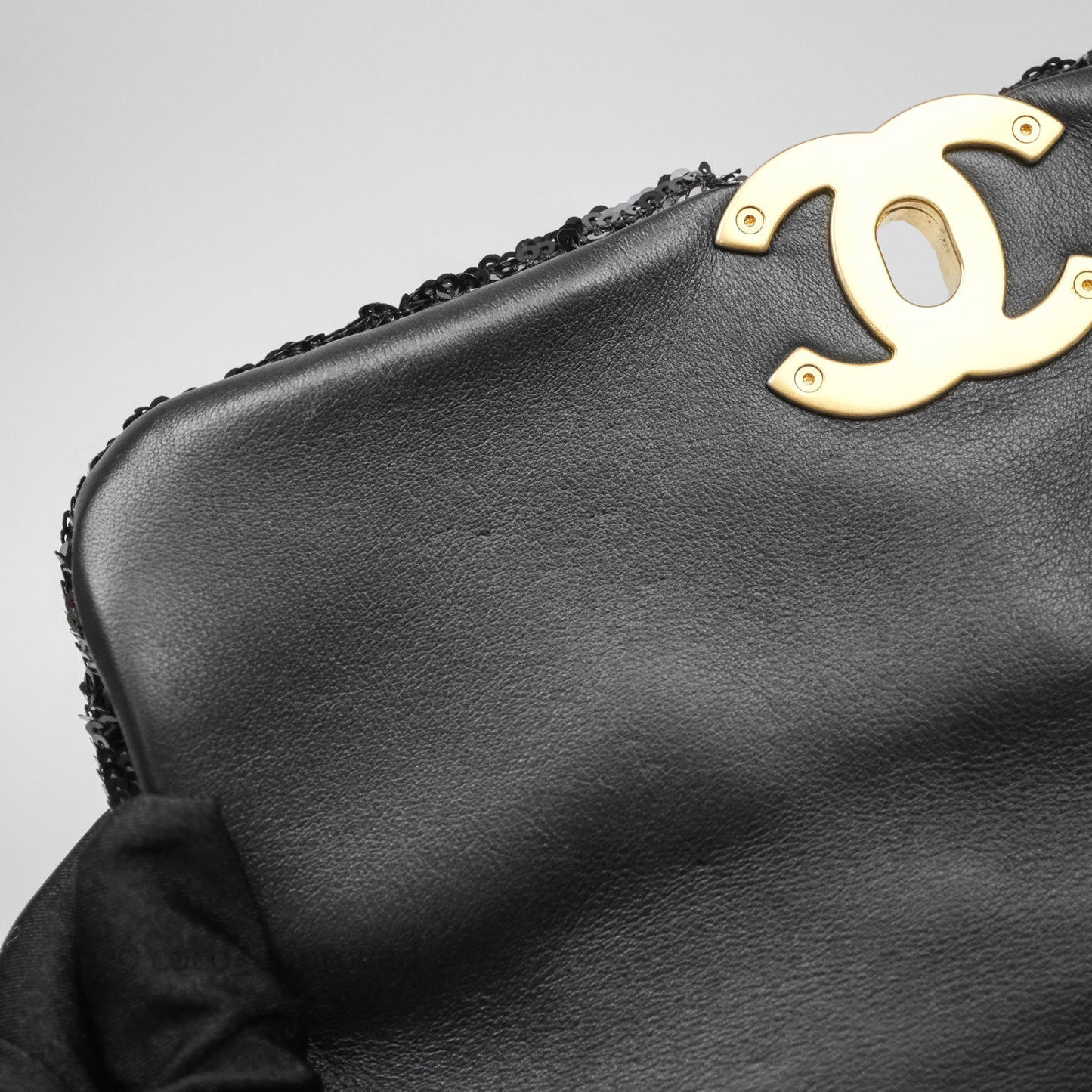Chanel 19 Small Sequin Black Mixed Hardware