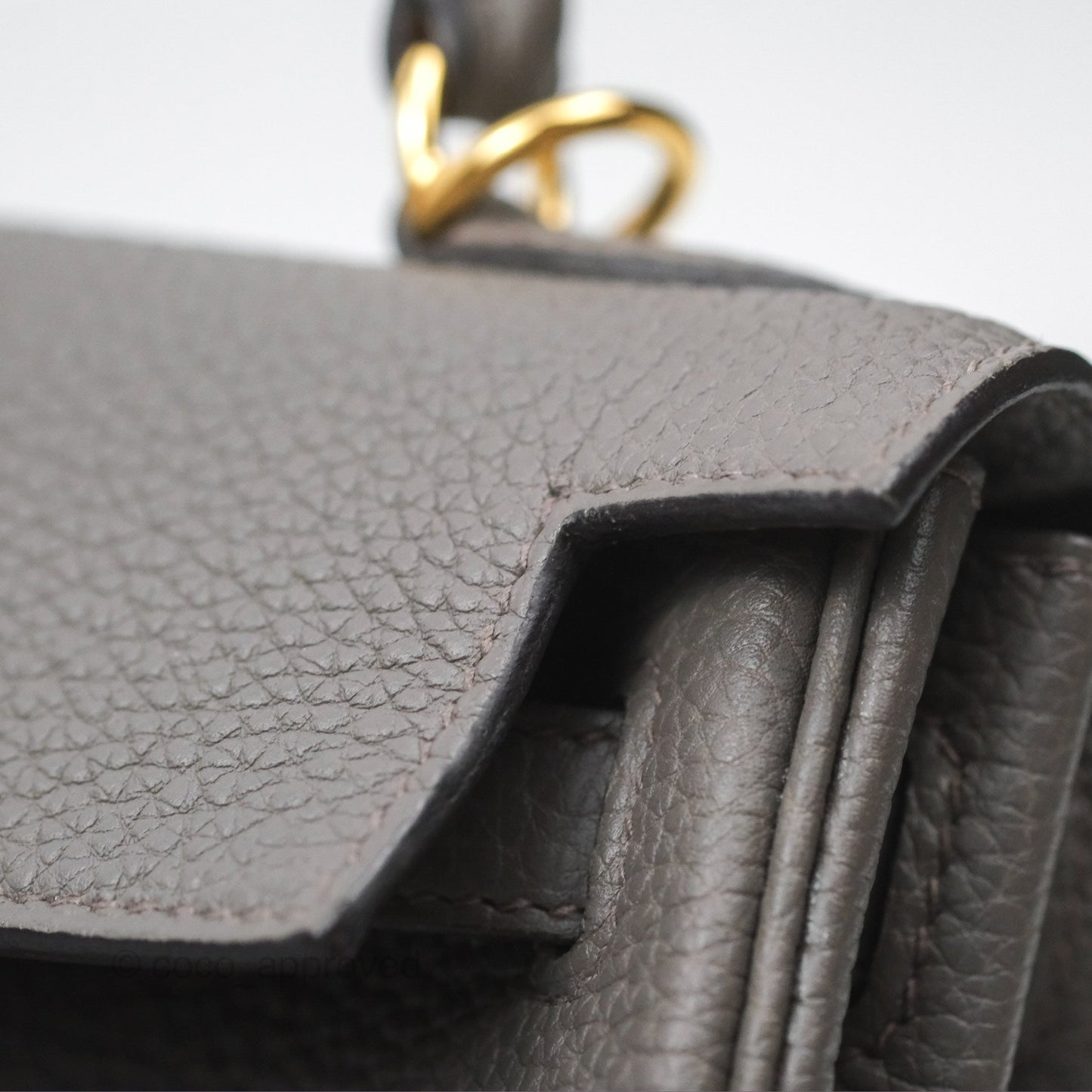Hermès Retourne Kelly 25 Gris Etain 8F Togo Gold Hardware