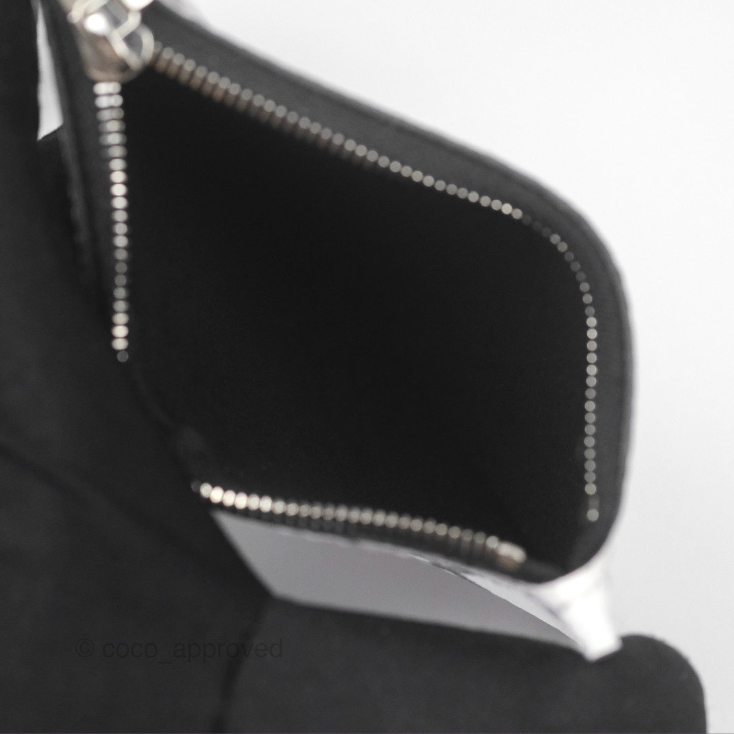 Louis Vuitton Marelle Tote BB Black
