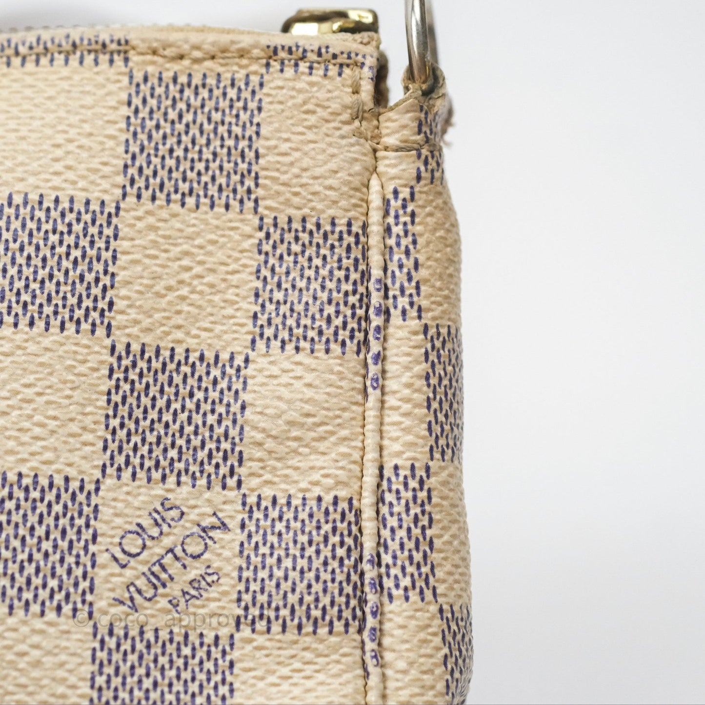 Louis Vuitton Damier Azur Pochette