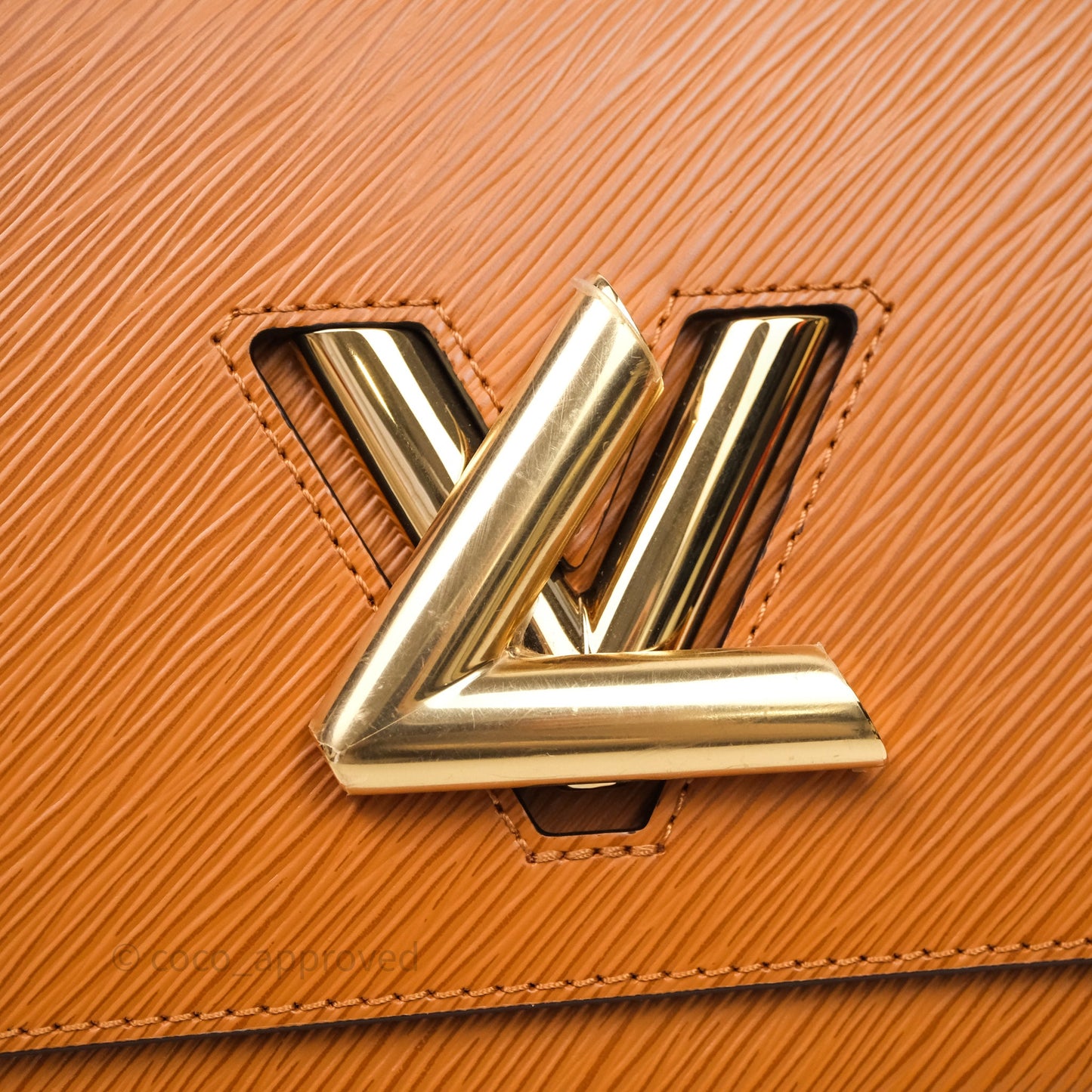 Louis Vuitton Twist Bag MM Gold Honey Epi