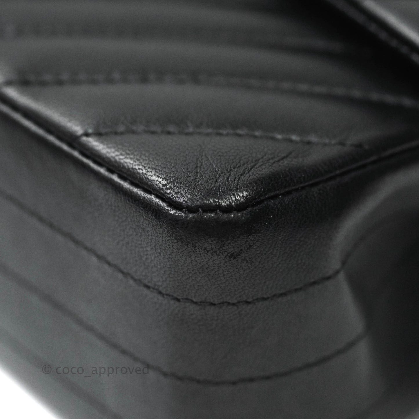 Chanel Classic Chevron M/L Medium Double Flap So Black Lambskin