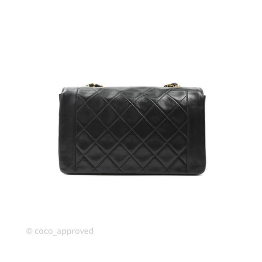 Chanel Black Quilted Lambskin Medium Vintage Classic Diana Flap Bag