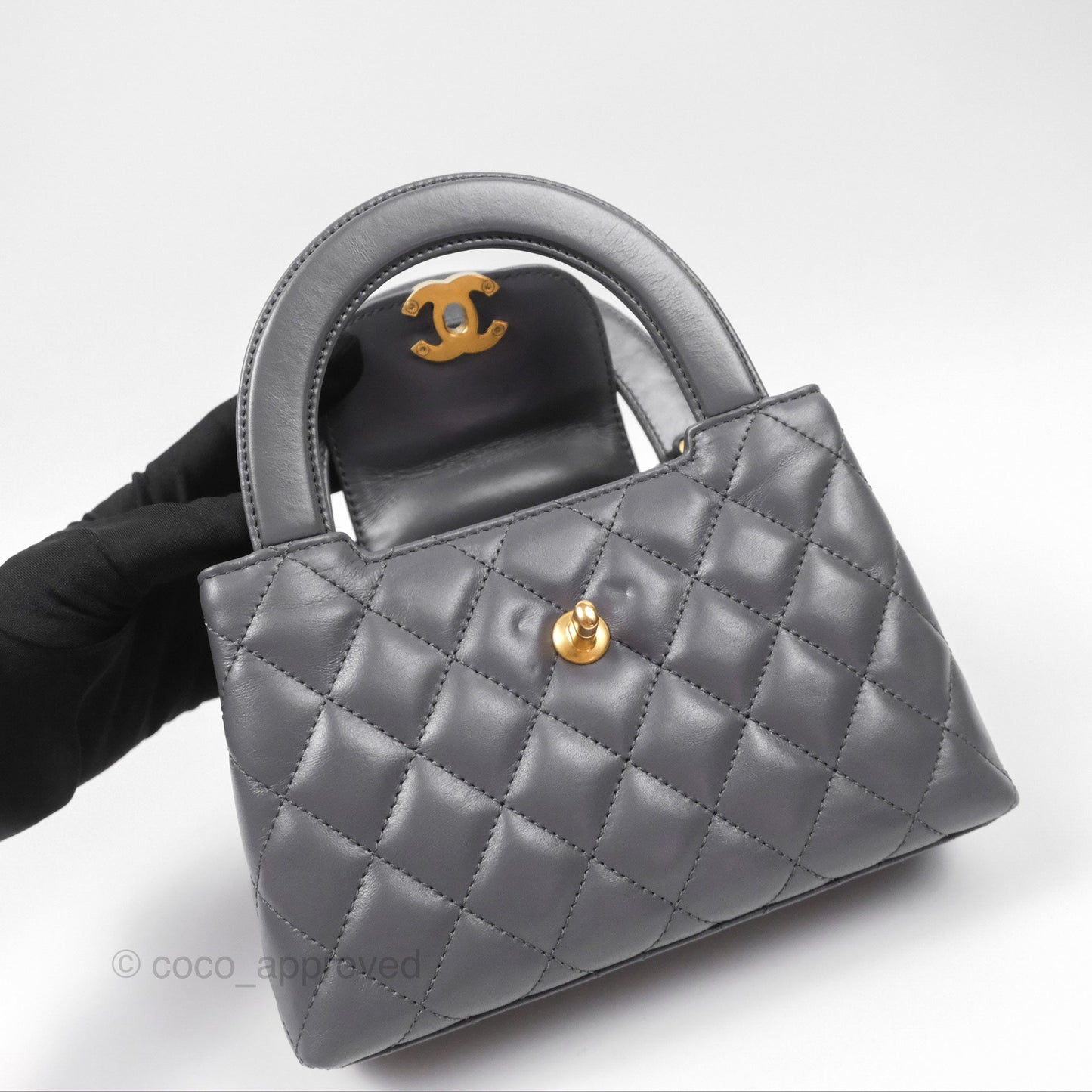Chanel Kelly Bag Quilted Grey Shiny Calfskin Aged Gold Hardware