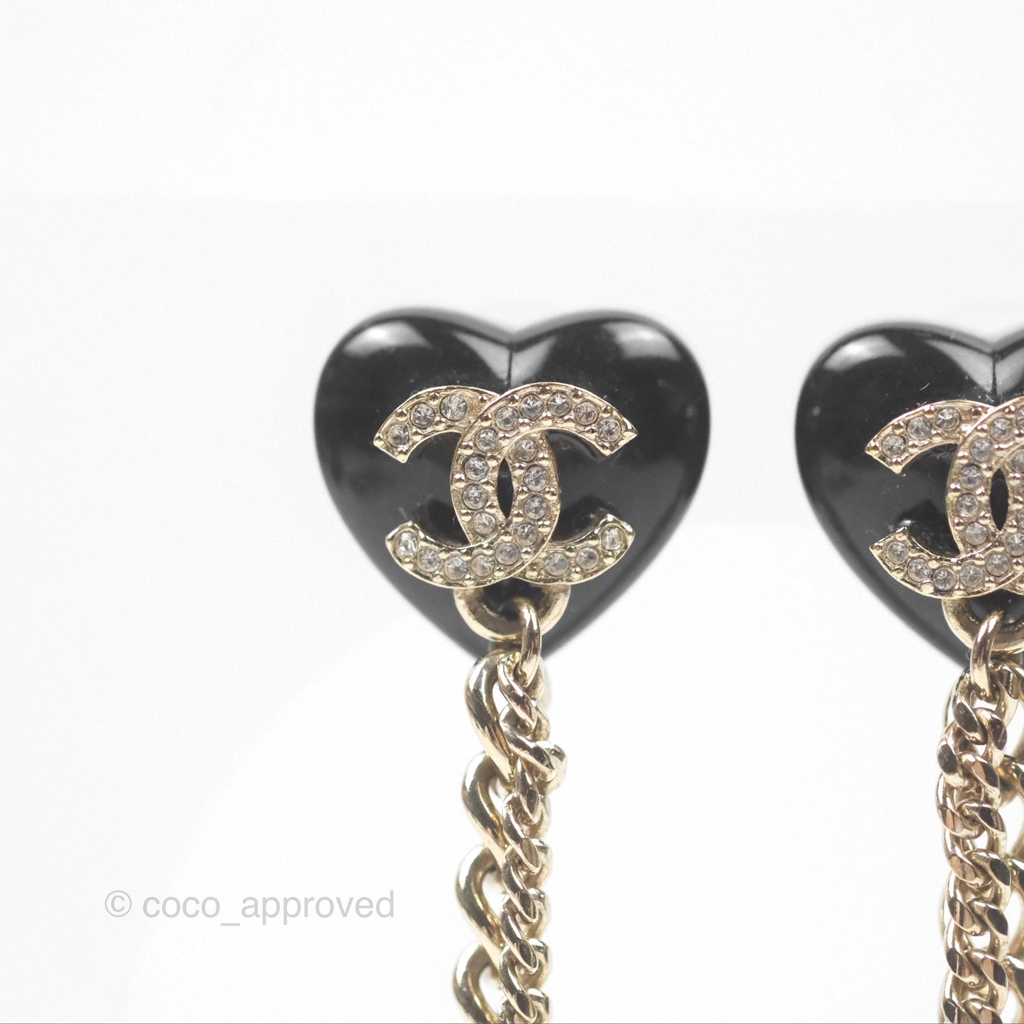 Chanel Crystal CC Black Heart Chain Drop Earrings Gold Tone 22B