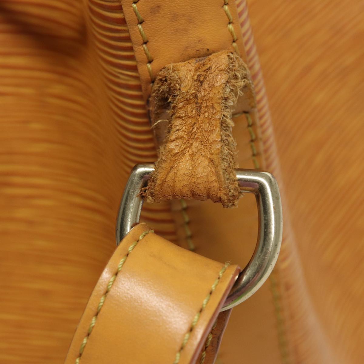 LOUIS VUITTON Epi Petit Noe Shoulder Bag Tassili Yellow M44109 LV 78950