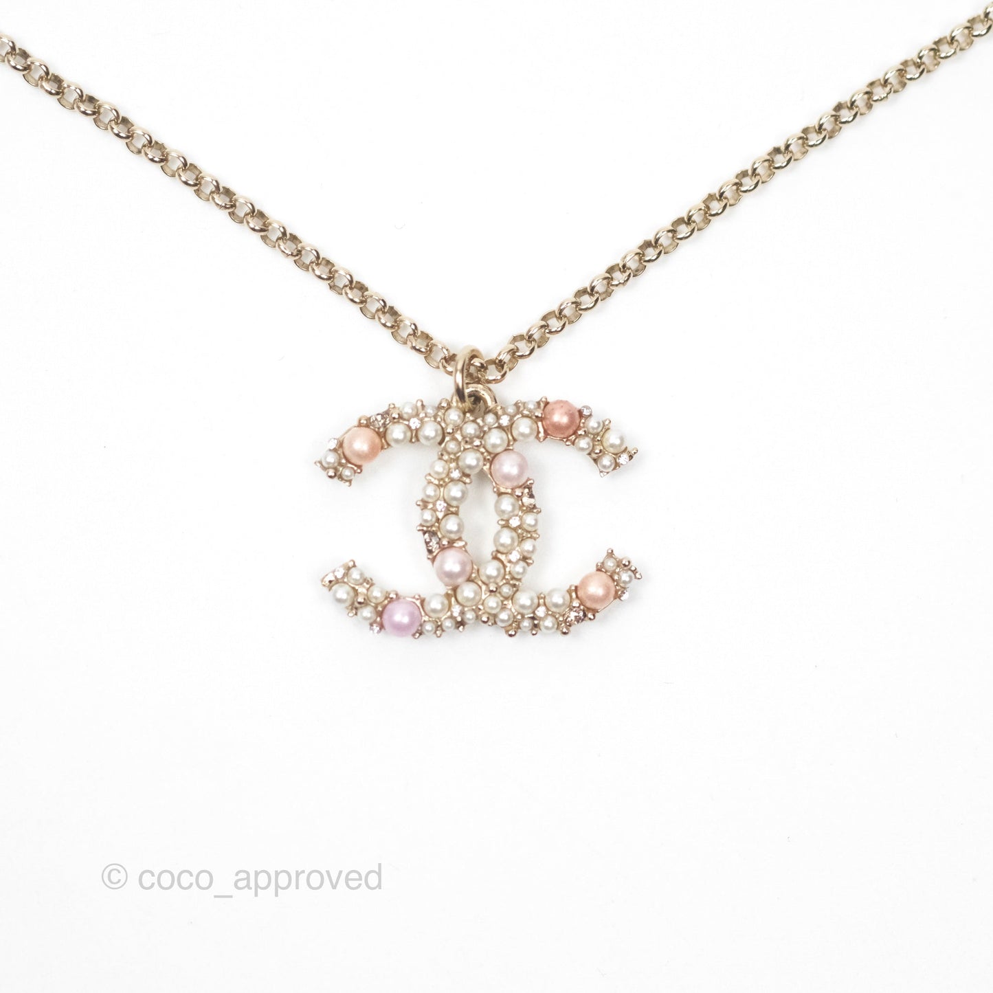 Chanel CC Pearl Necklace Gold Tone 20K