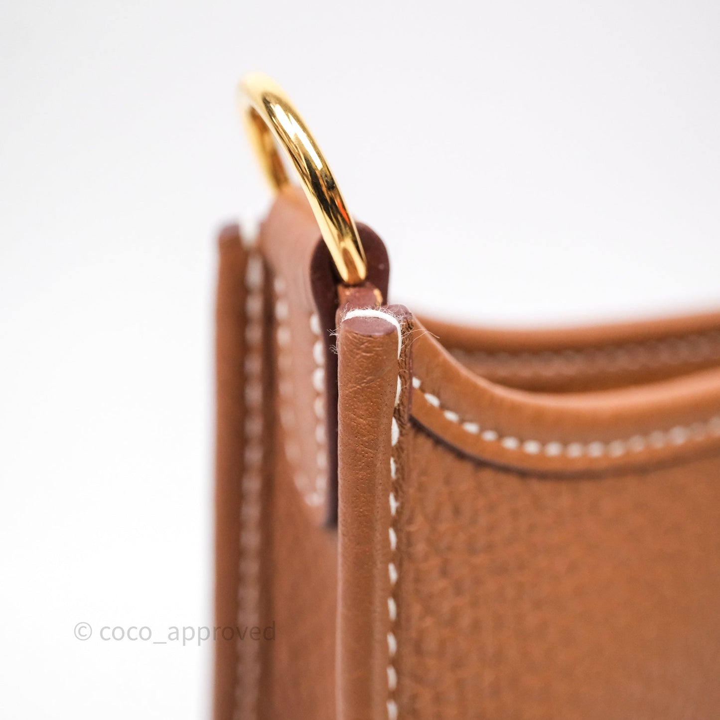 Hermès Mini Evelyne 16 Gold 37 Clemence Gold Hardware