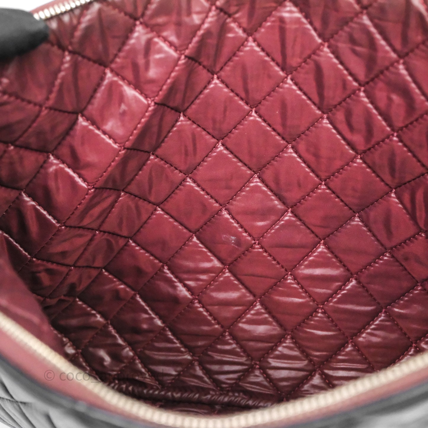 Chanel Classic Zipped Pouch Lambskin Black Gold Hardware