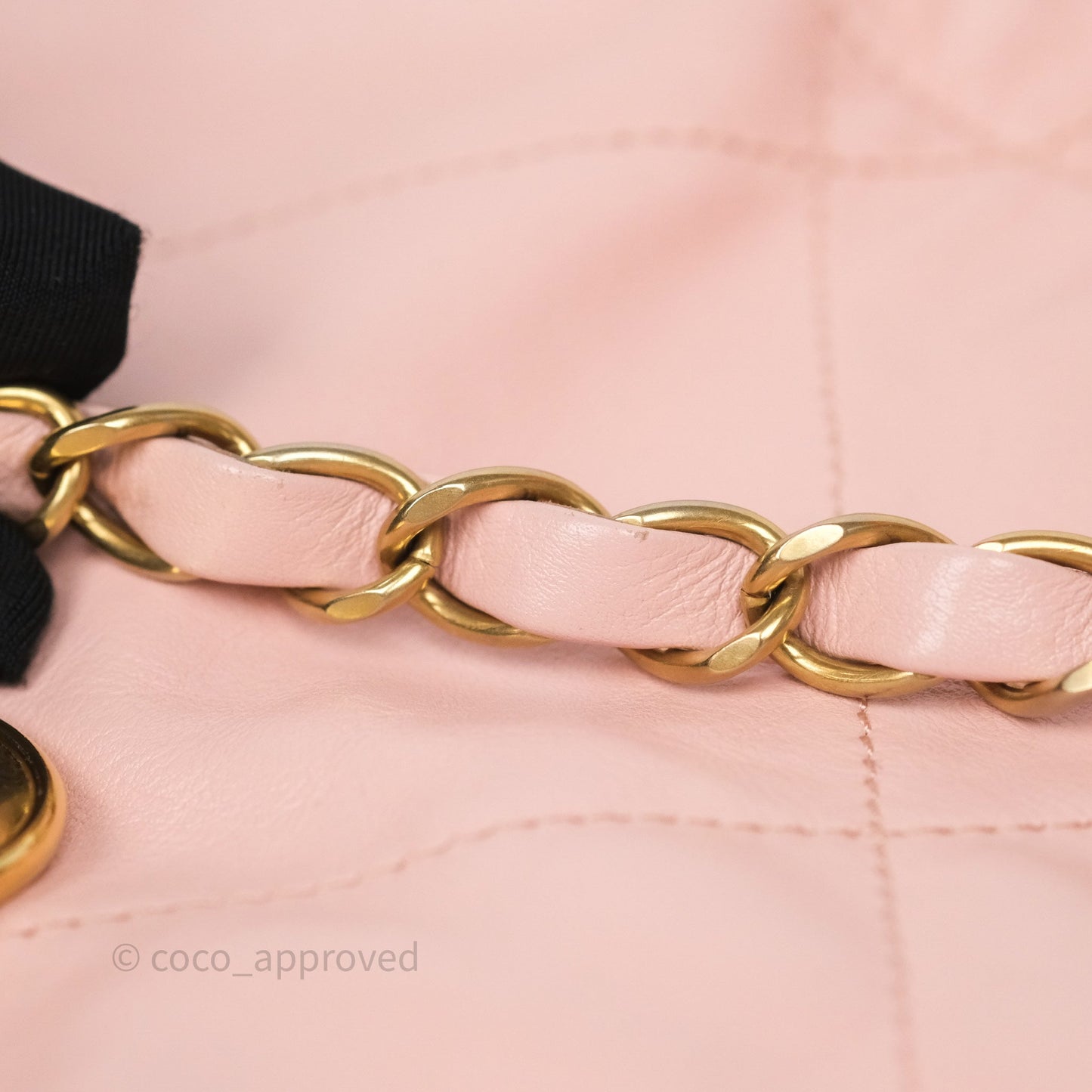 Chanel 22 Medium Pink Crumpled Calfskin Aged Gold Hardware
