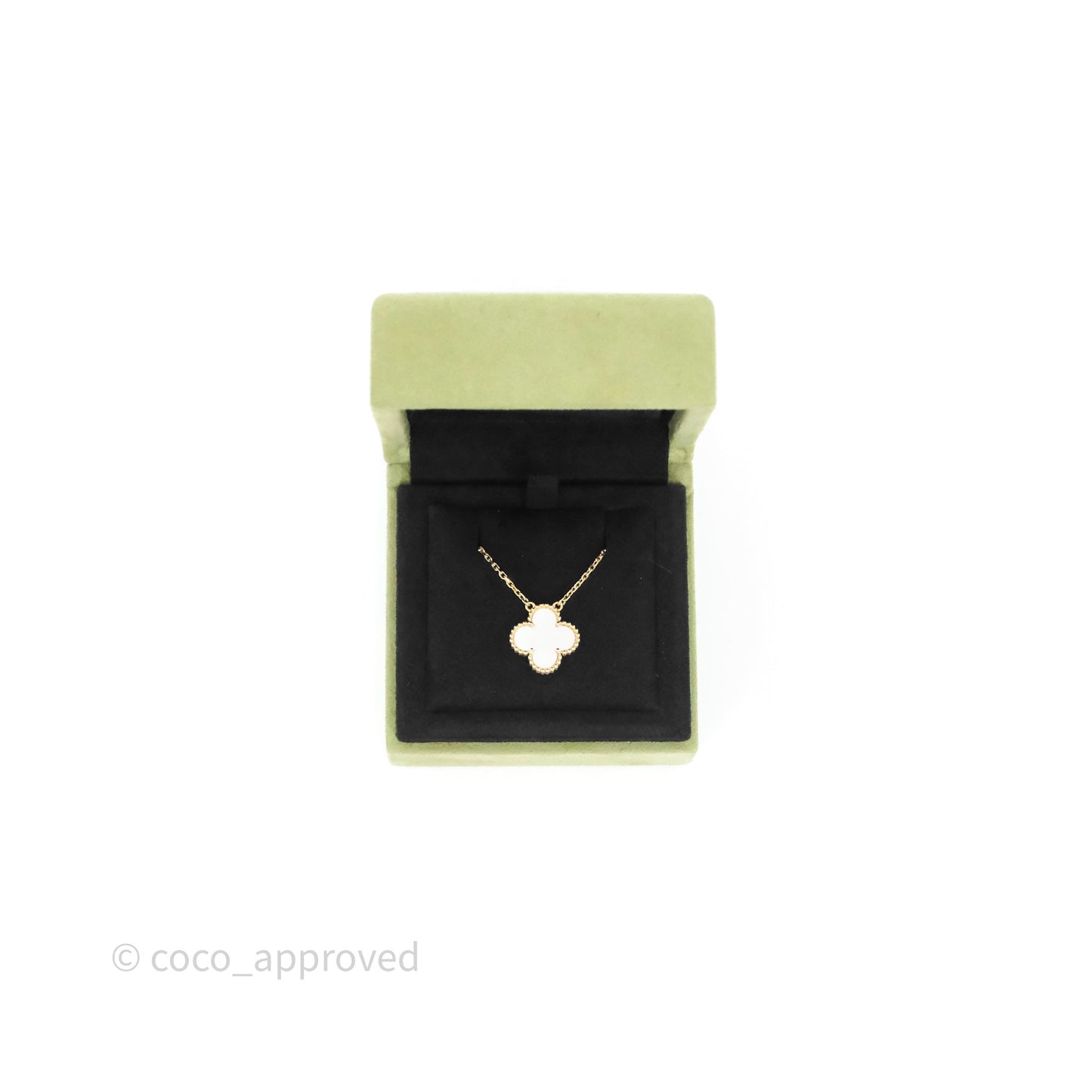 Van Cleef & Arpels Vintage Alhambra Pendant Necklace White Mother-of-pearl Yellow Gold