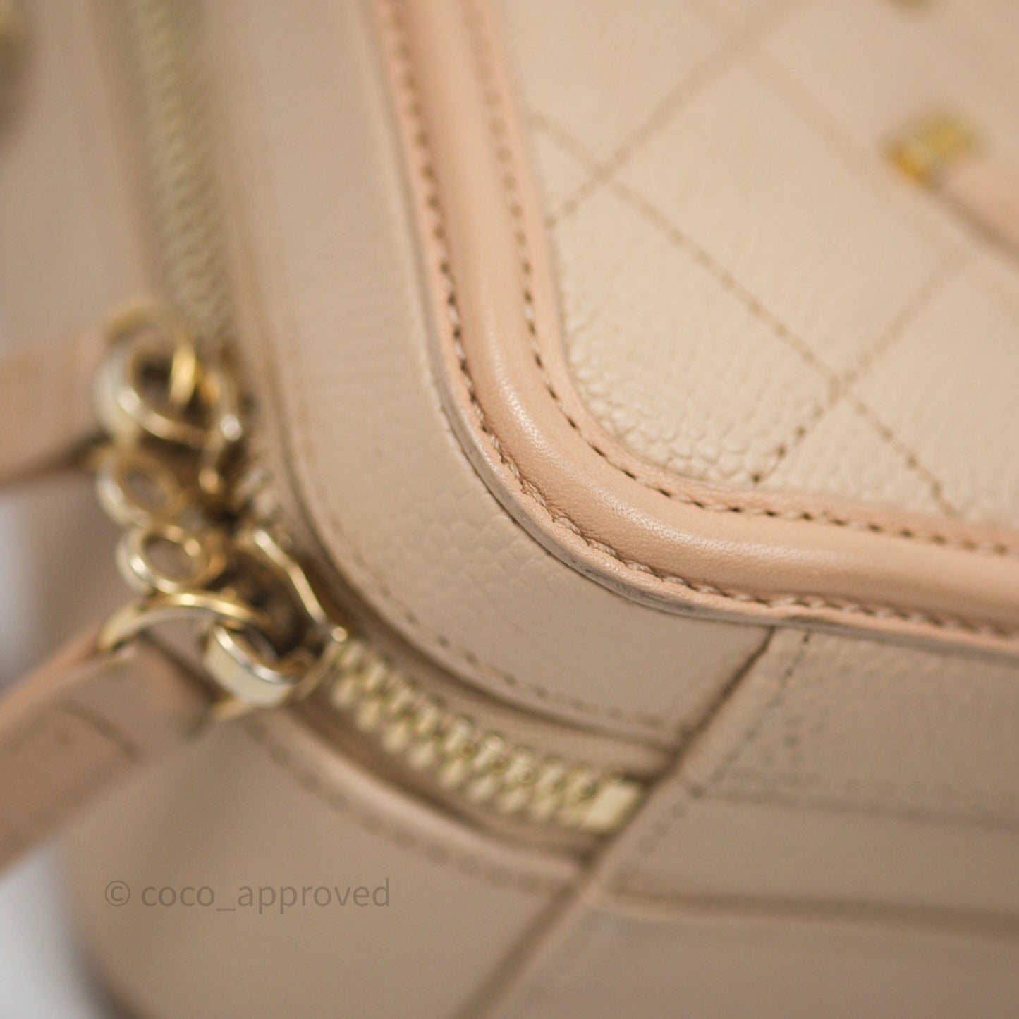 Chanel Quilted Small CC Filigree Vanity Case Beige Caviar Gold Hardware